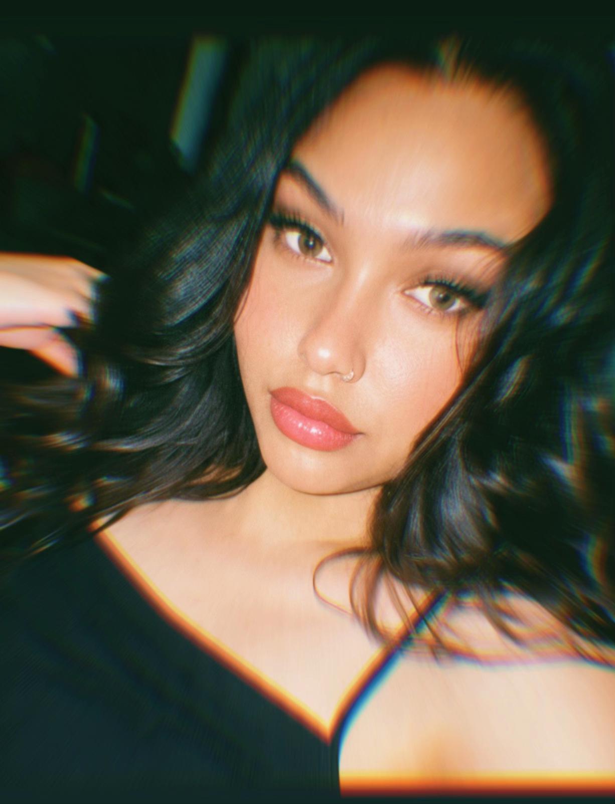 @𝒮𝒶𝓂𝒶𝓃𝓉𝒶. 🦋