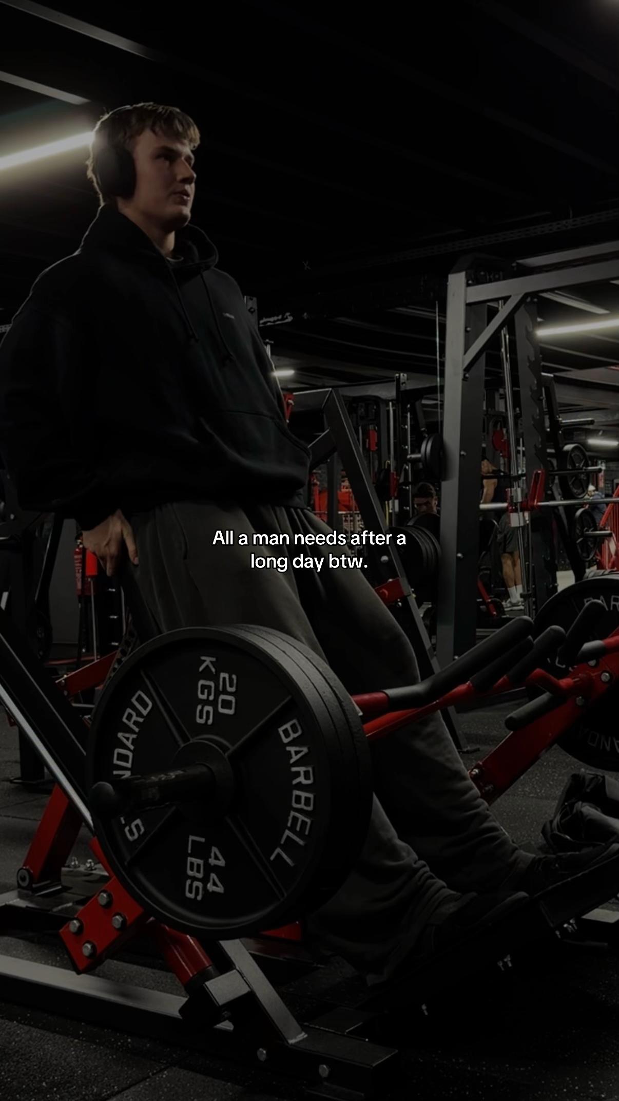 @Piotrgym