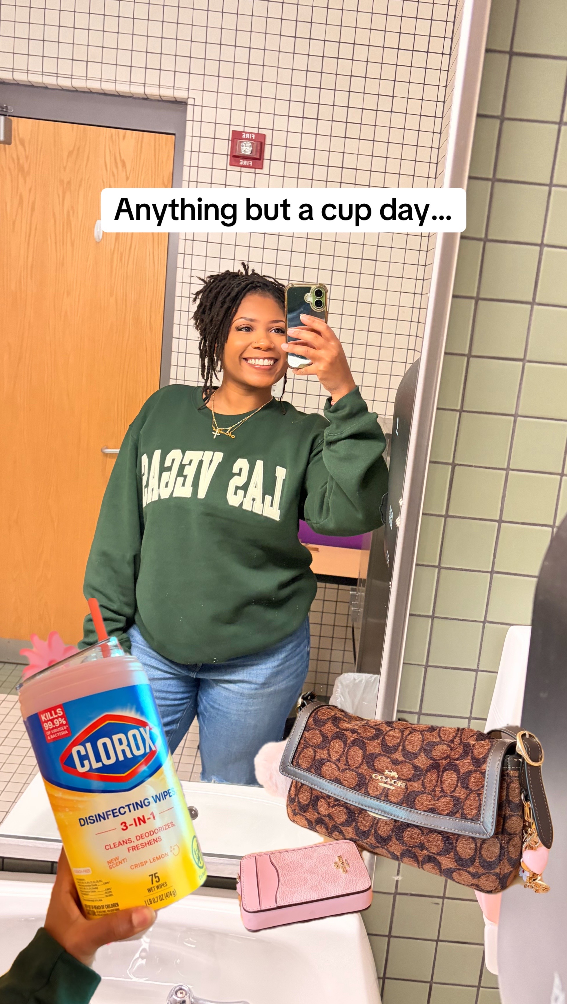 @heykandygirl 🫶🏽✨🩷💍