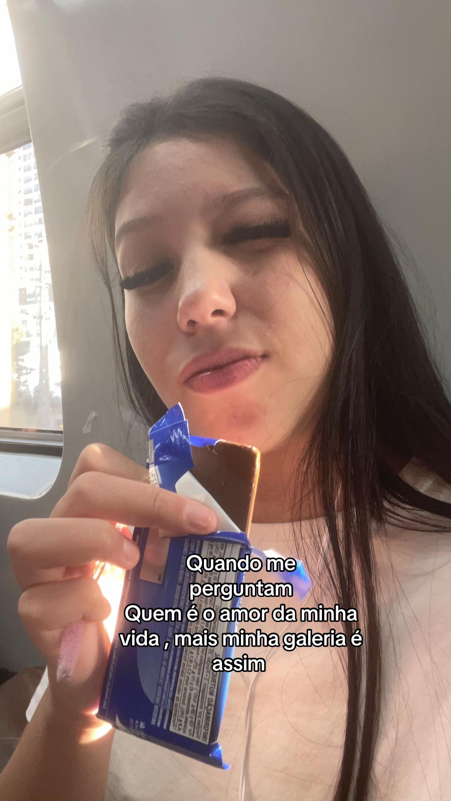 @Let&iacute;cia.akamine_