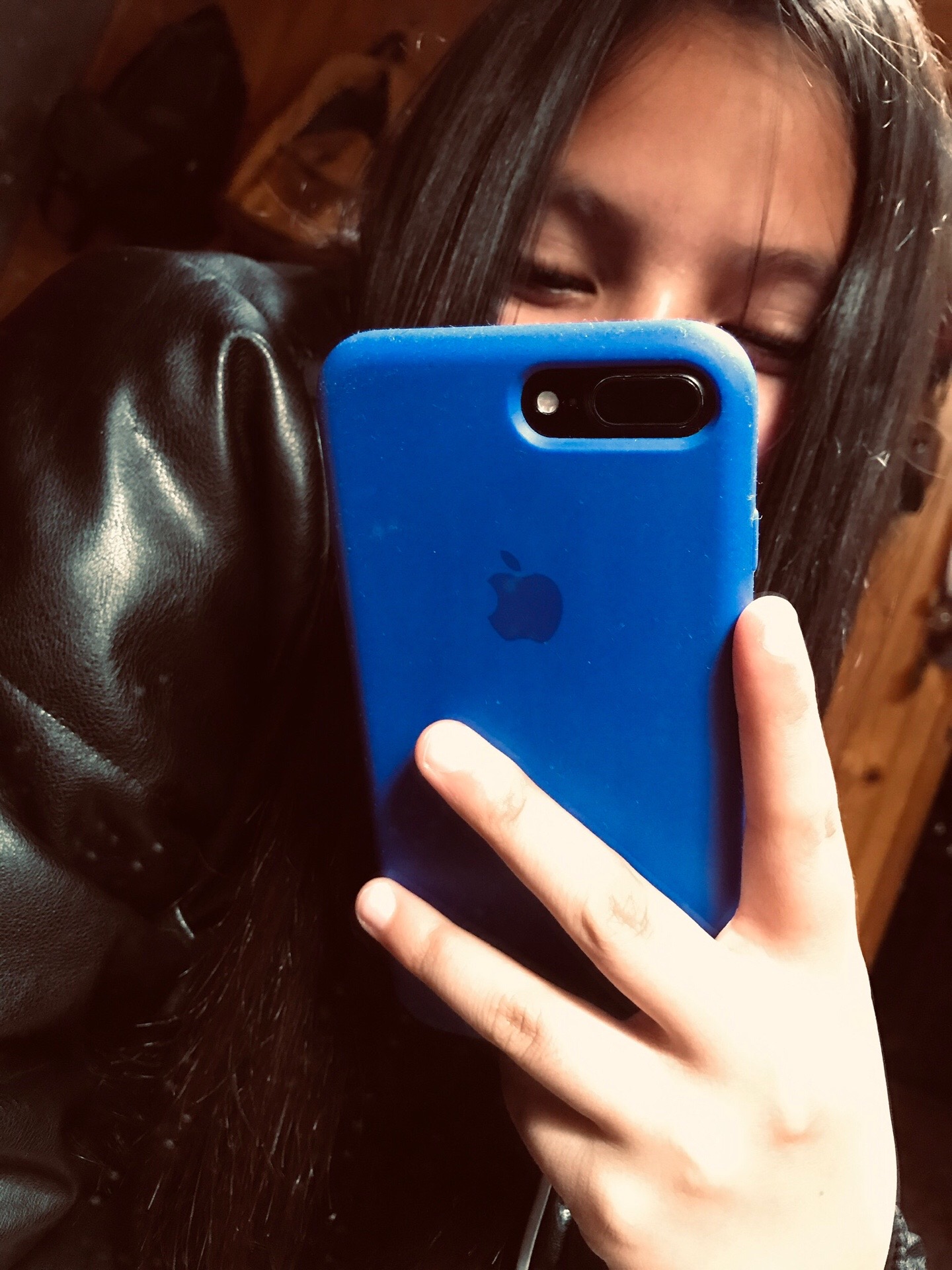 @🦦