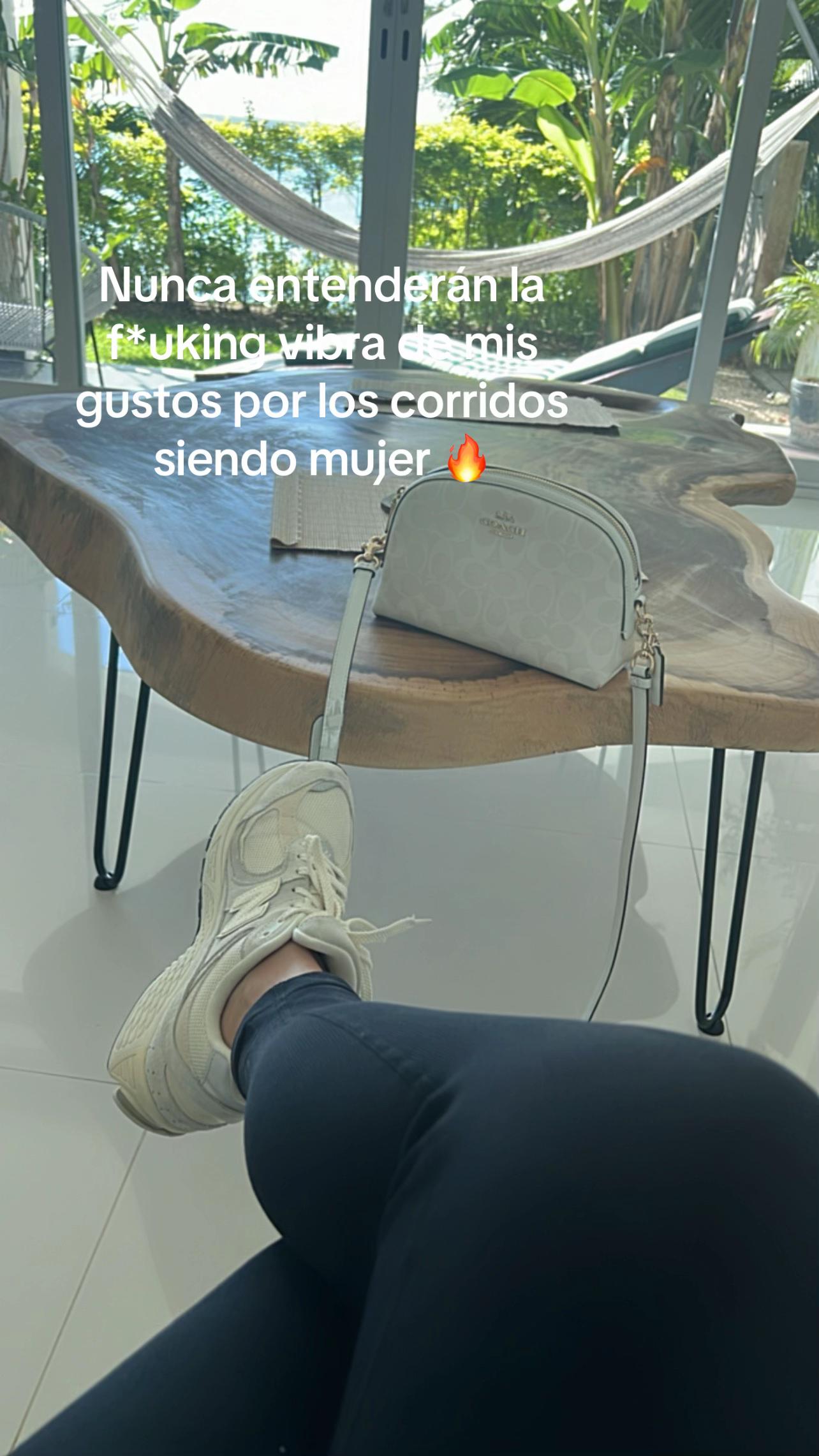 @Ana