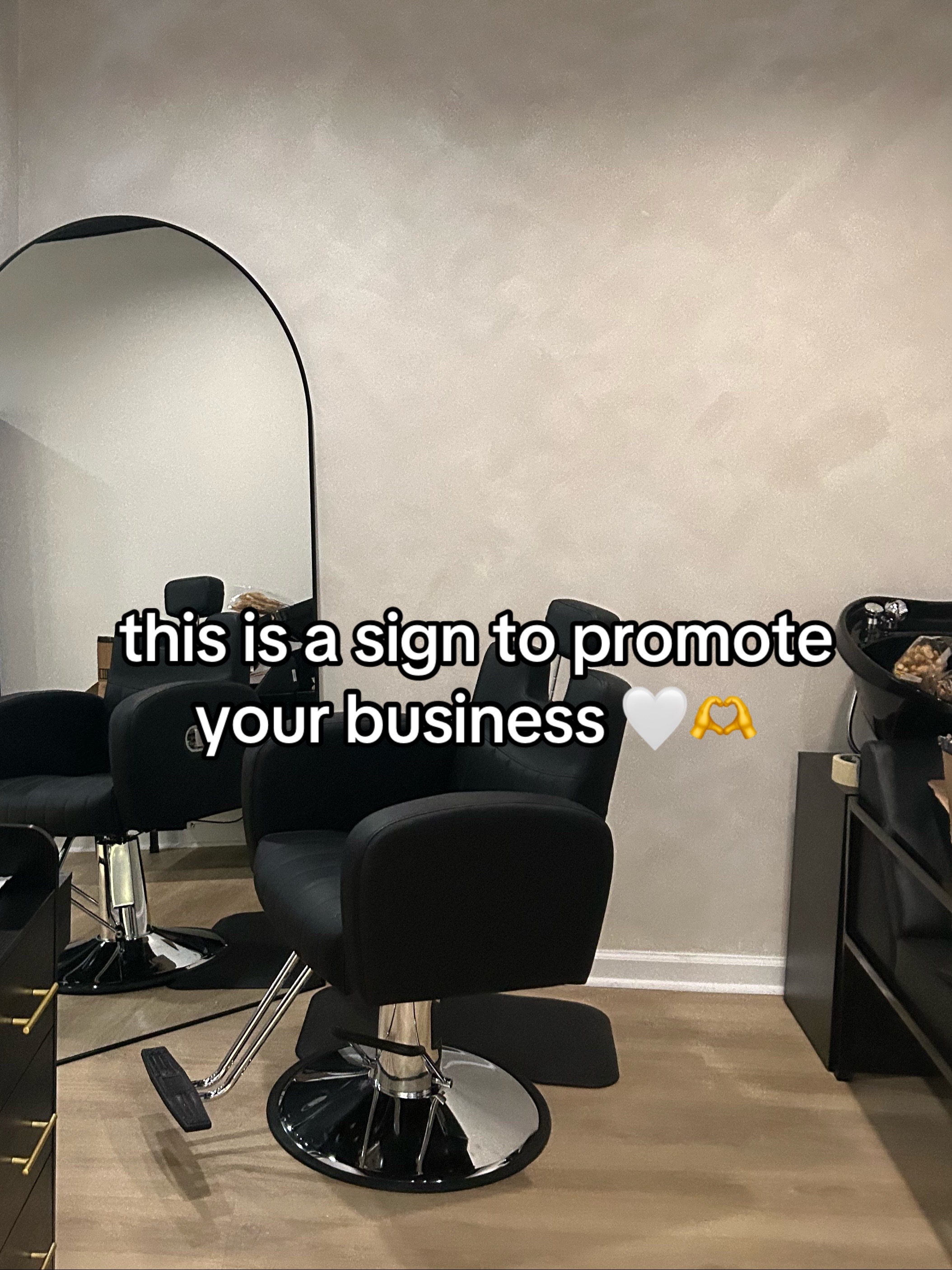 @lalaasbeauty