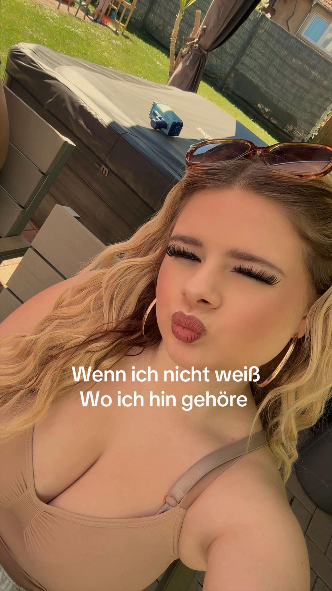 @Leonie