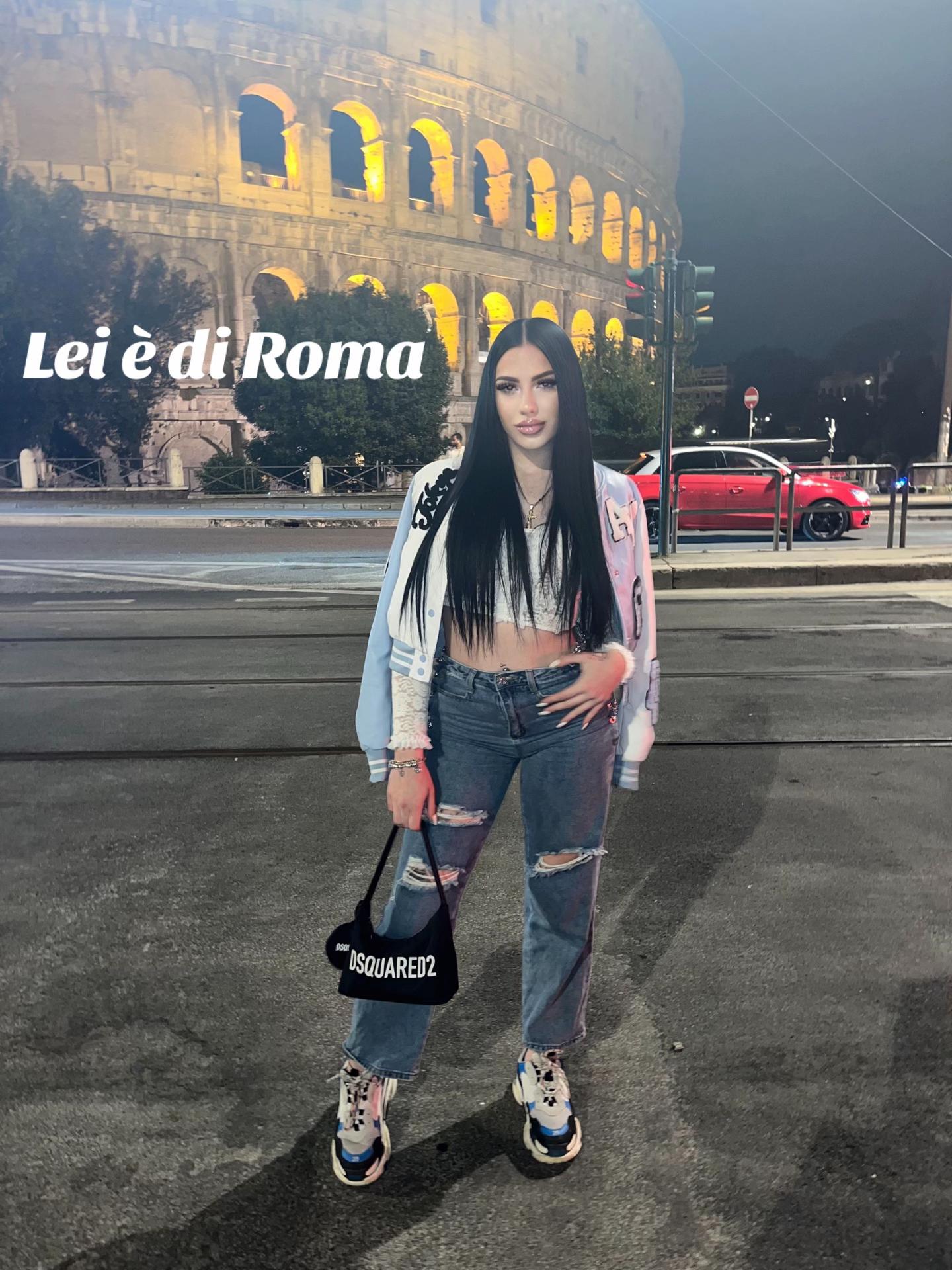 @𝑀𝑒𝓁𝒾𝓈𝓈𝒶 𝒷𝒾𝒶𝓃𝒸𝒽𝒾