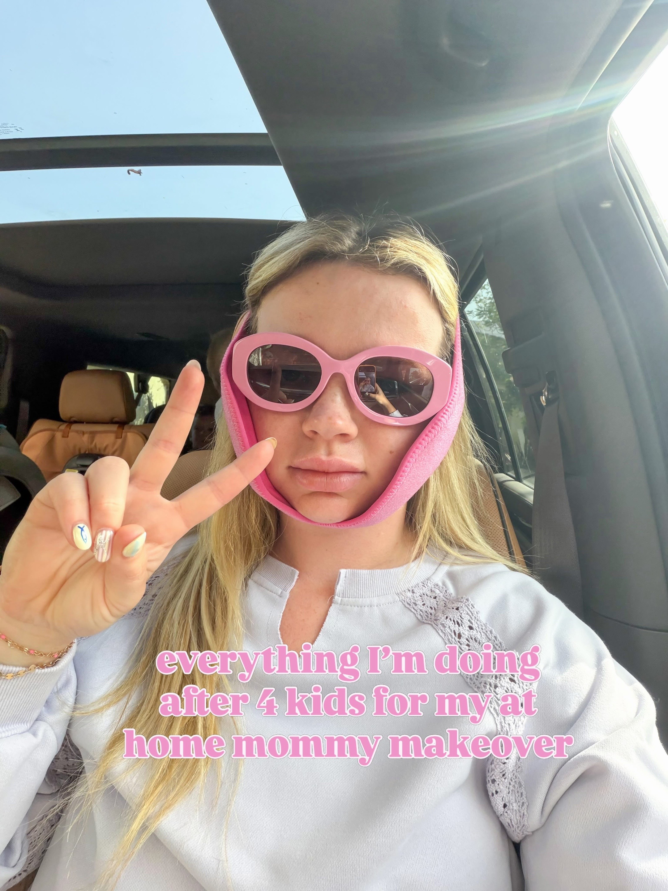 @Olivia May | Mom Style & Hacks