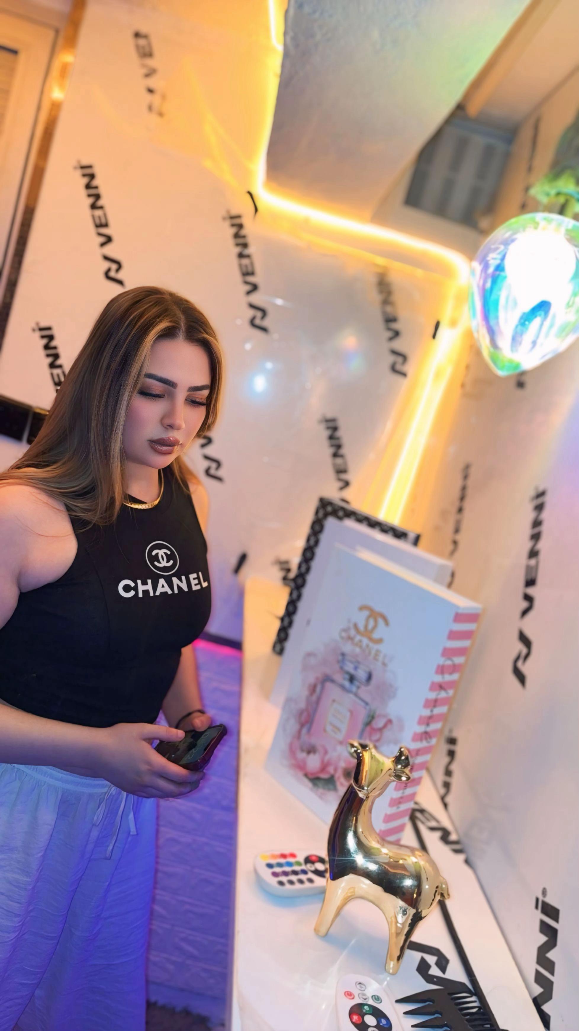 @Zineb