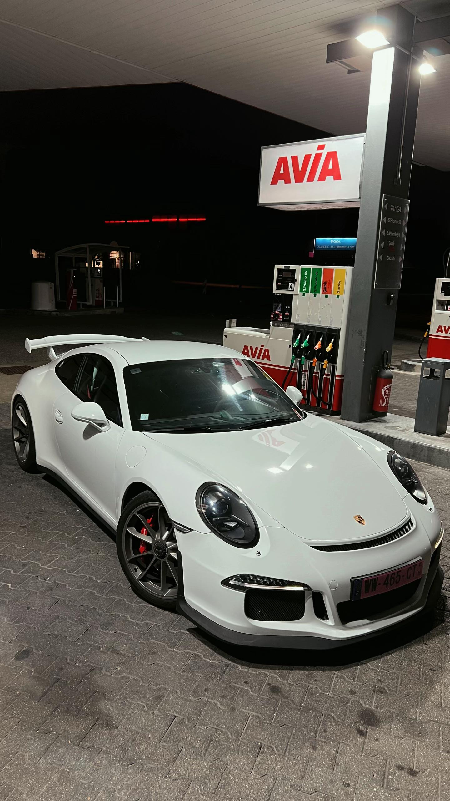 @Dav&rsquo; and cars 🏎️