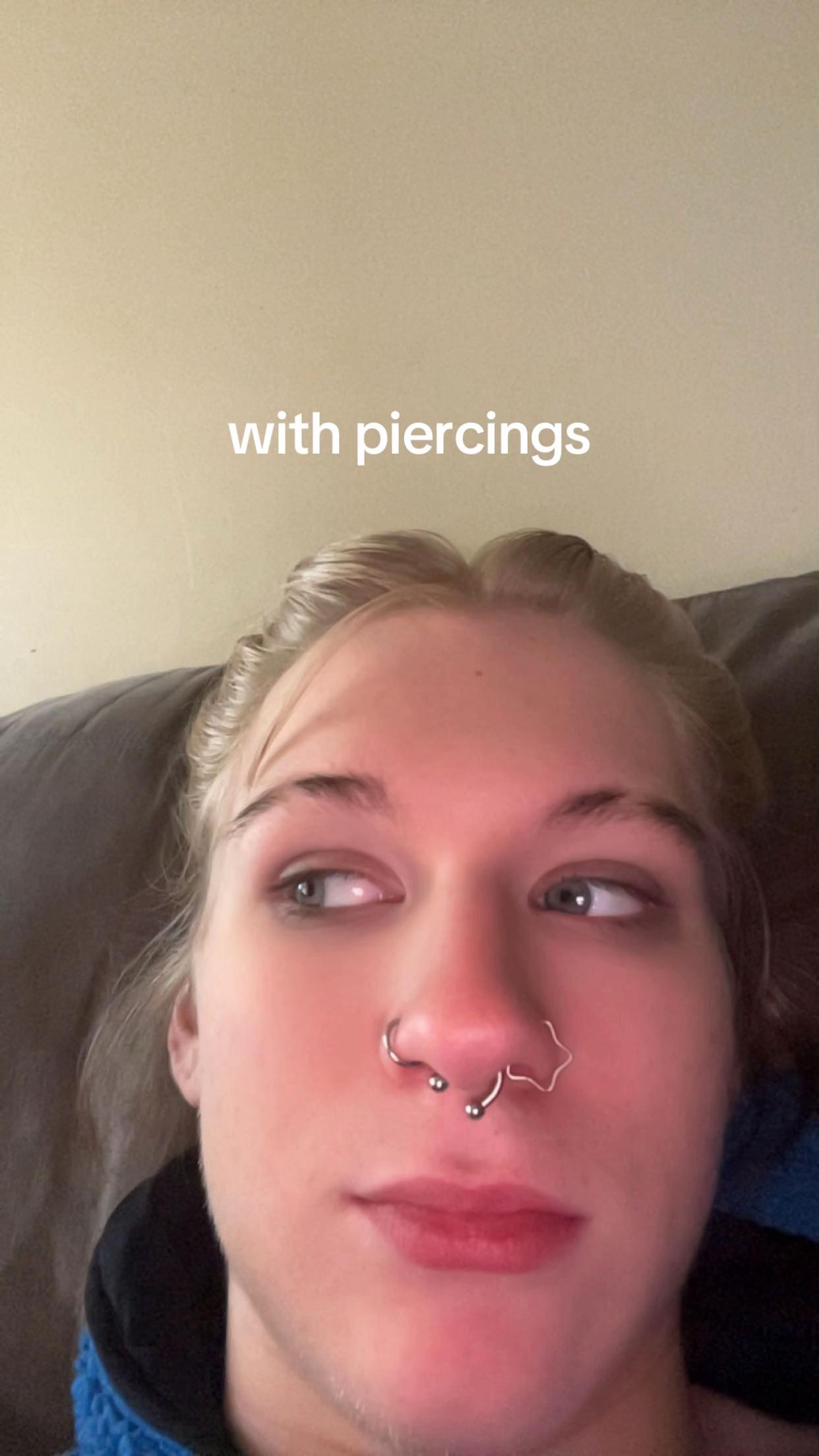 @️