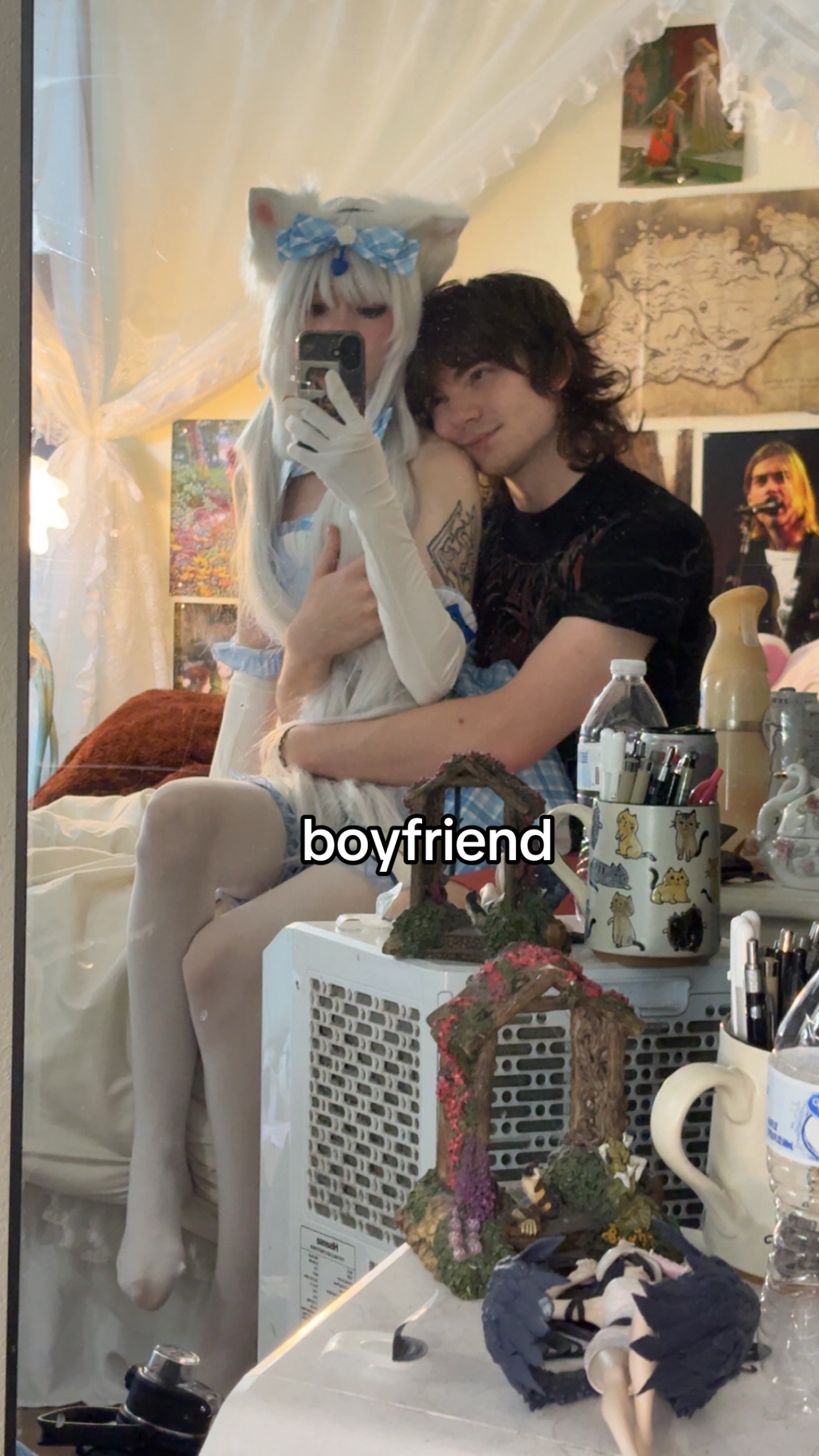 @ash🐝