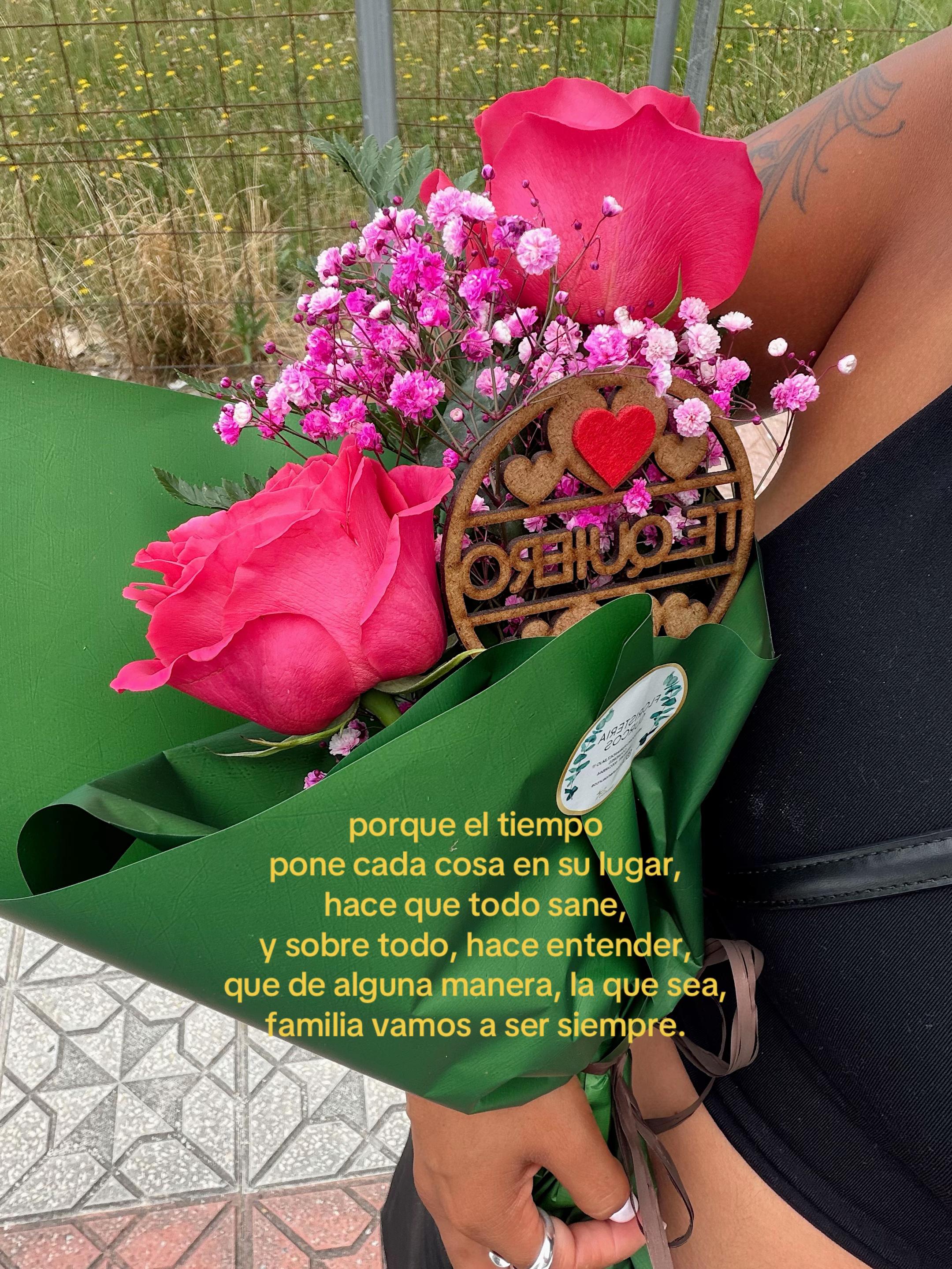 @Elena Campos