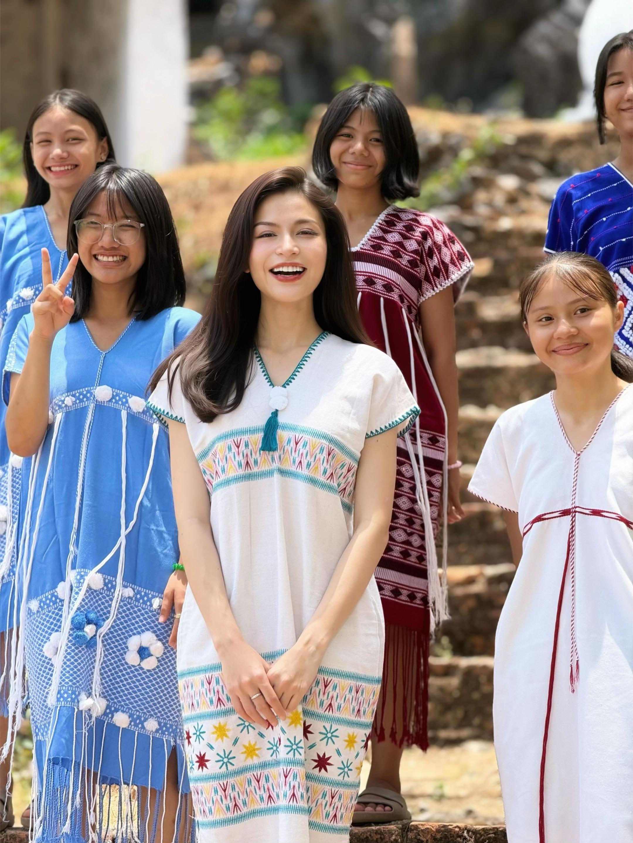 @MayGrace Official ❤️✨ မေဂရစ့်