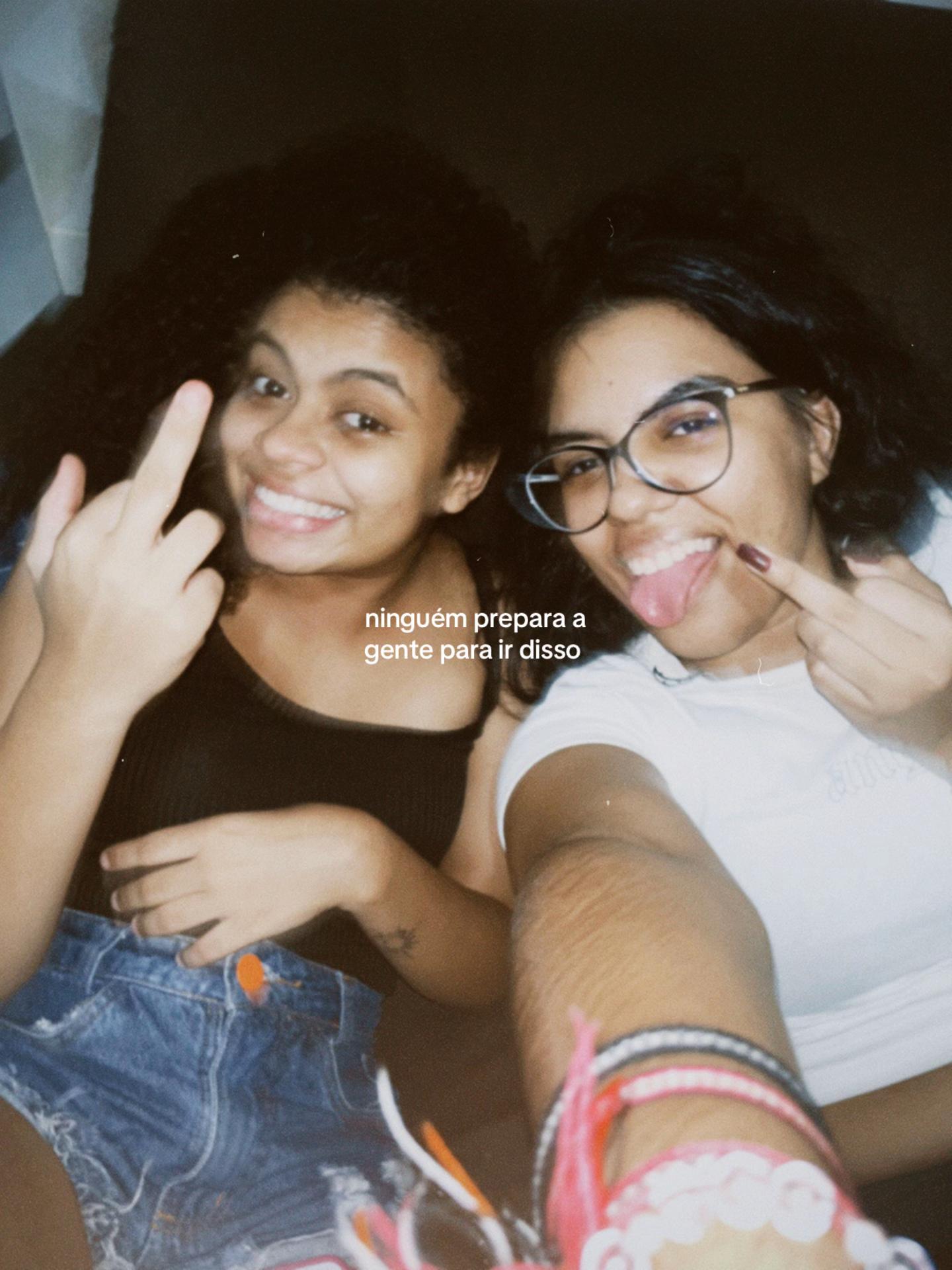 @carolys. ★