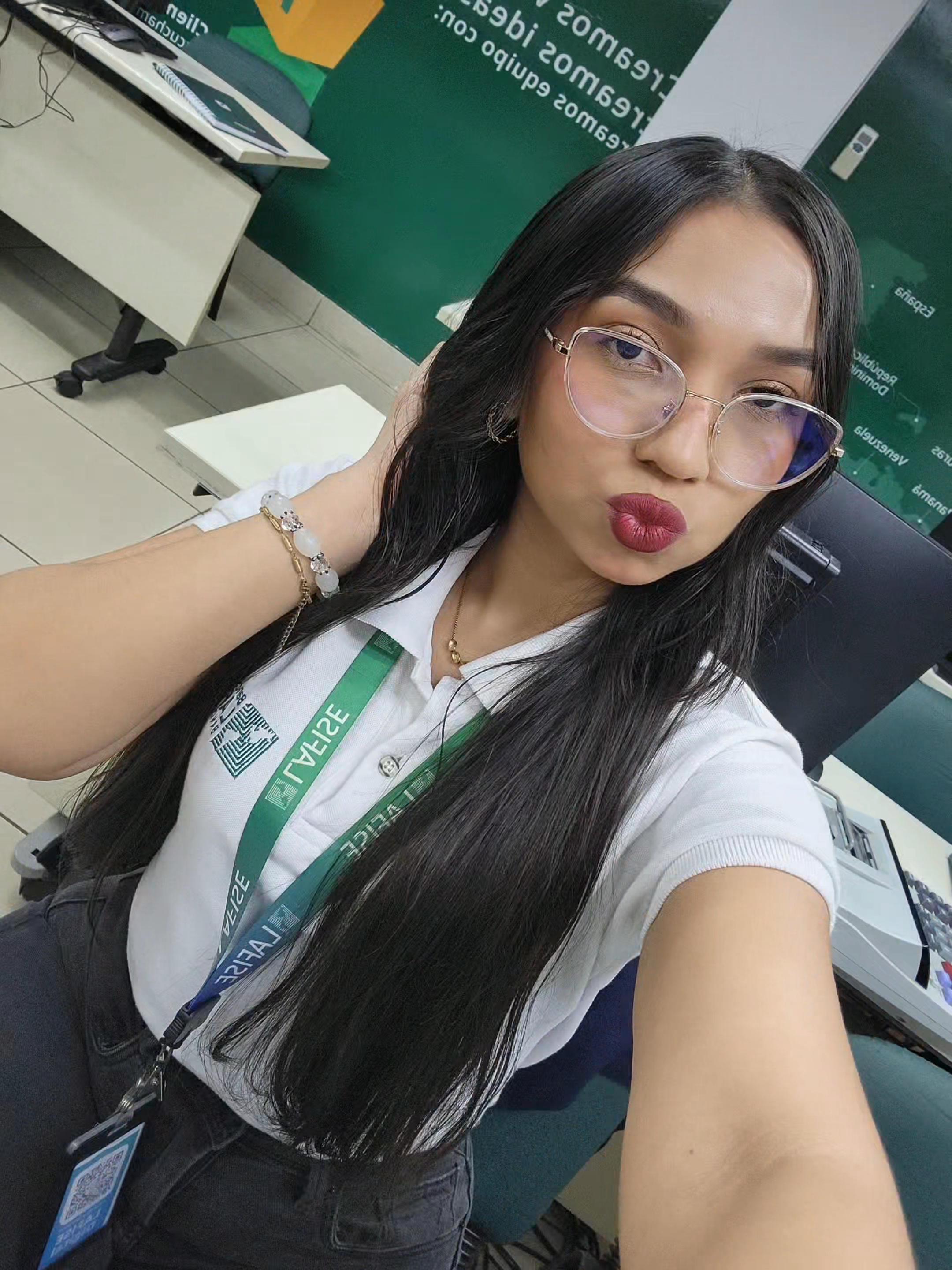 @Carolina✨️