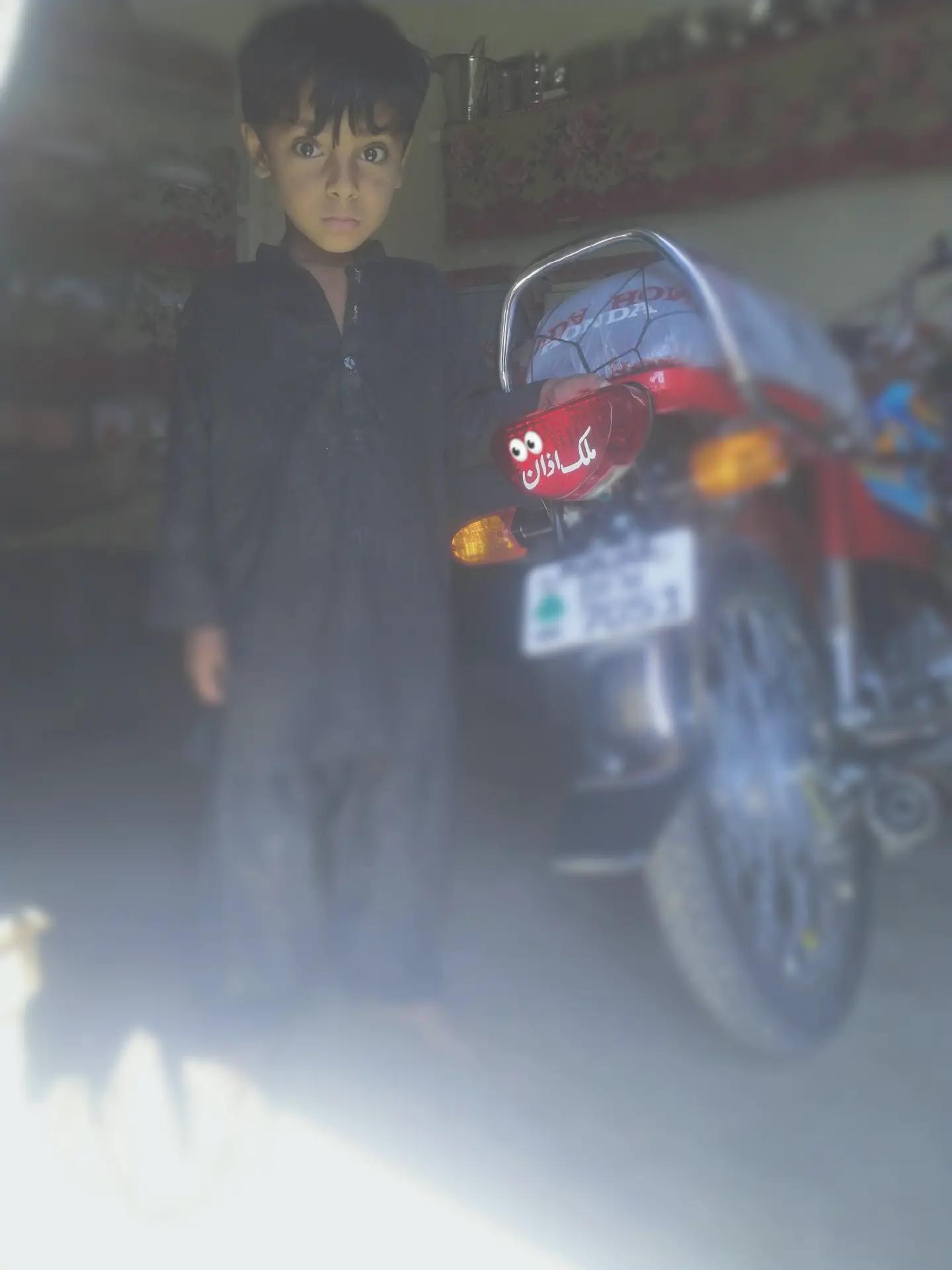 @اذان کھنڈویہ 🖤🍁