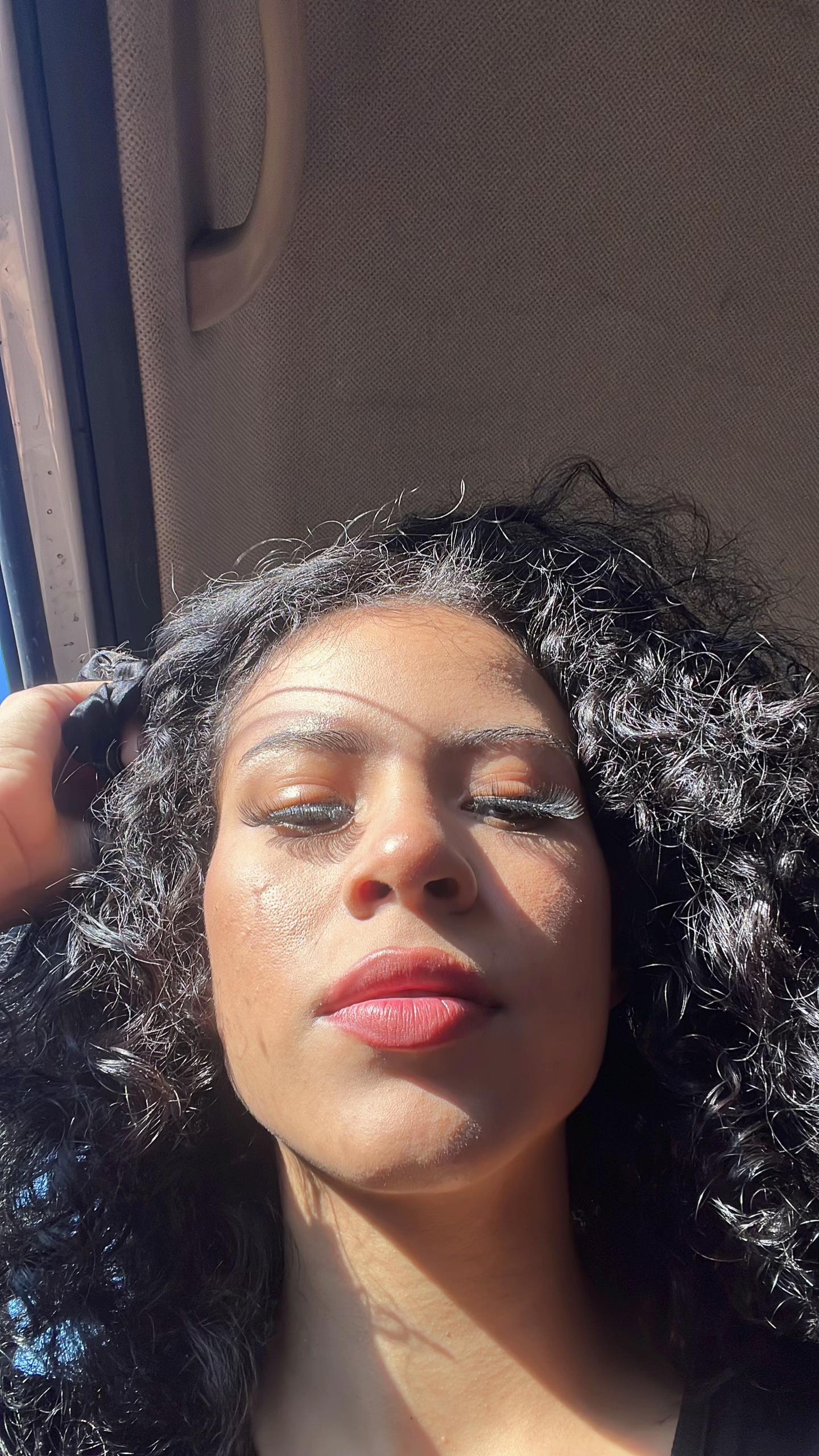 @𝐿𝒾𝓈𝒷𝑒𝓉𝒽 𝒵𝒶𝓂𝑜𝓇𝒶