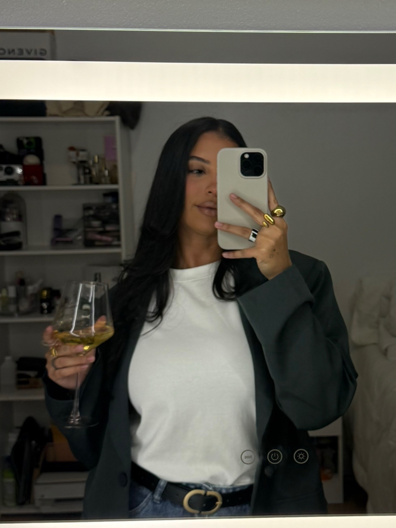 @rosneely_