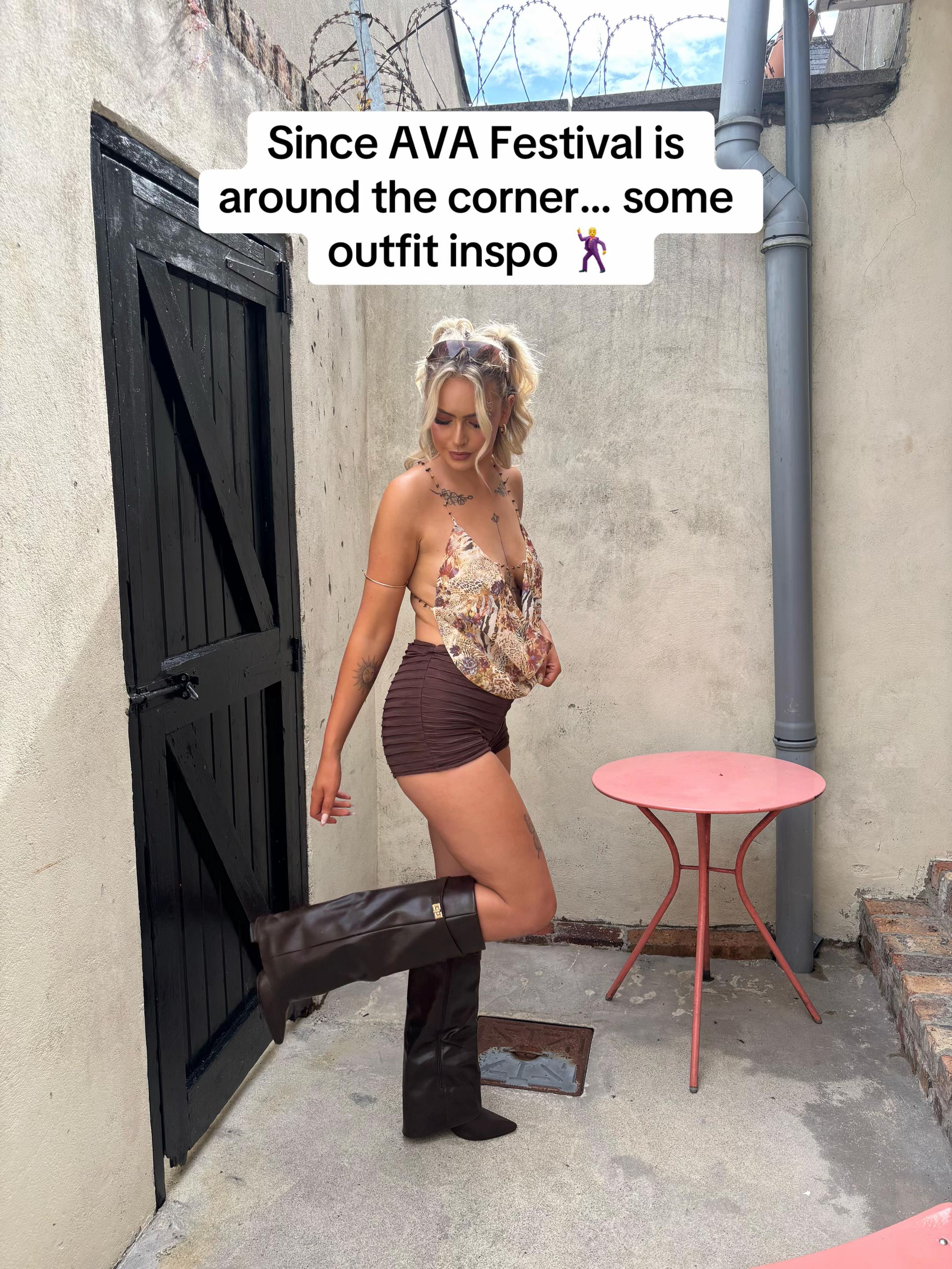 @Leah Violet