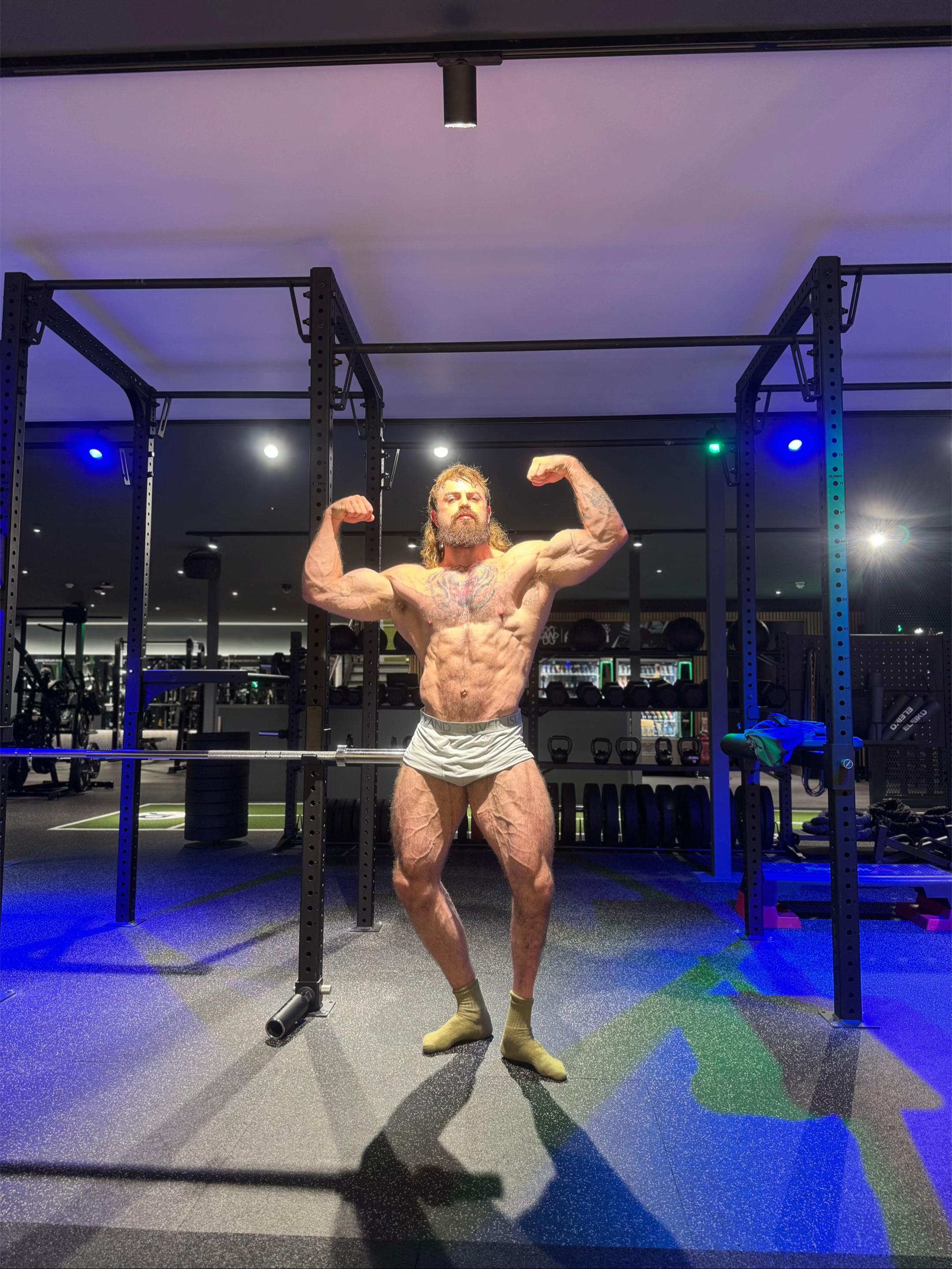 @MWULTRA