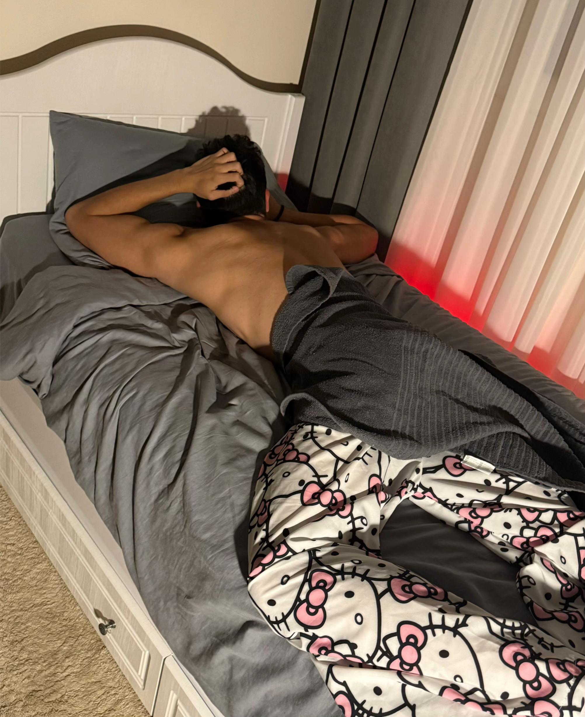 @-K