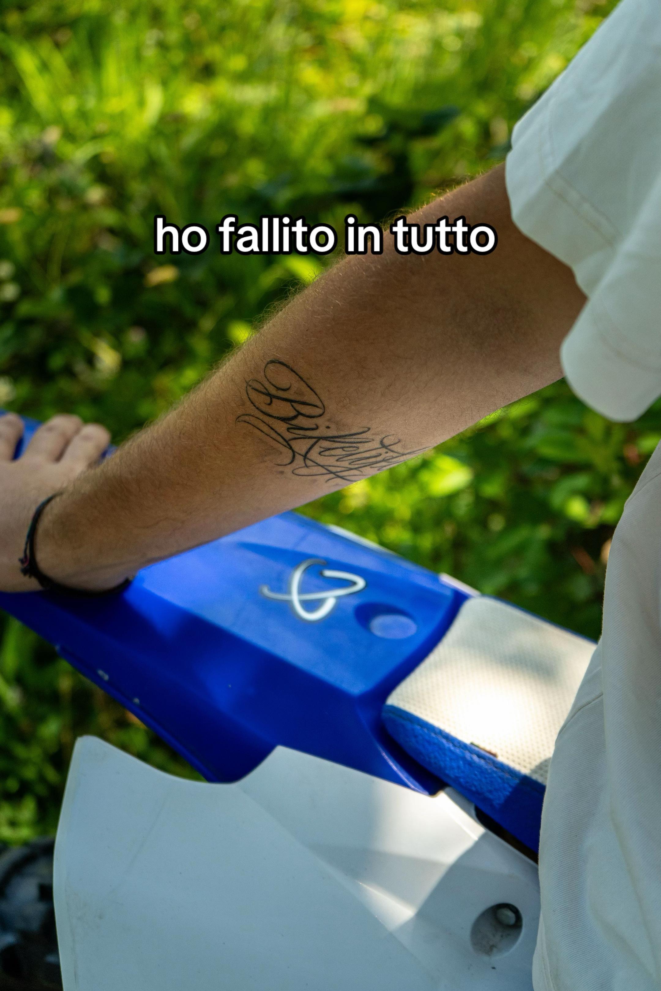 @alessiobiscaroo