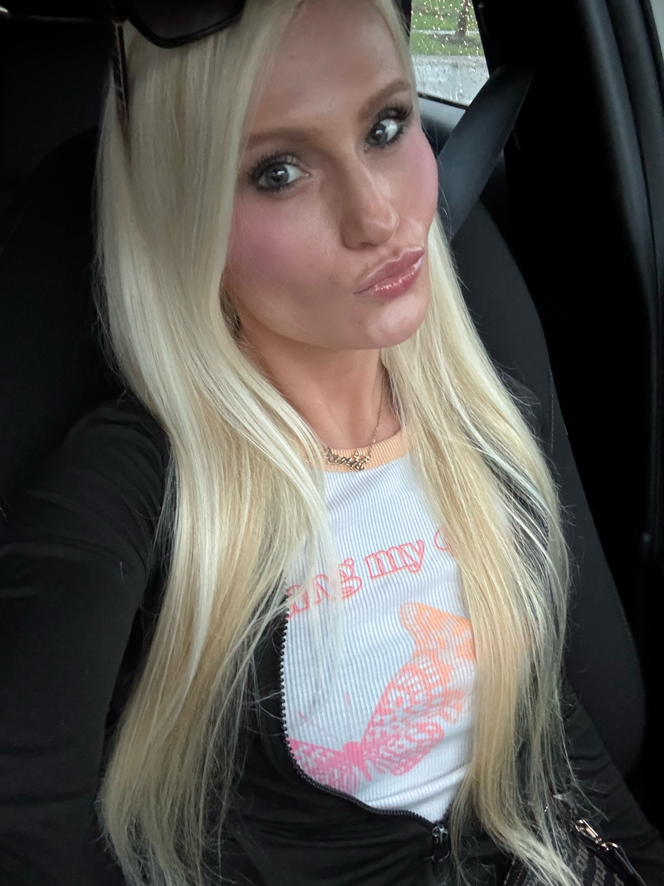 @Emily Marie ๐