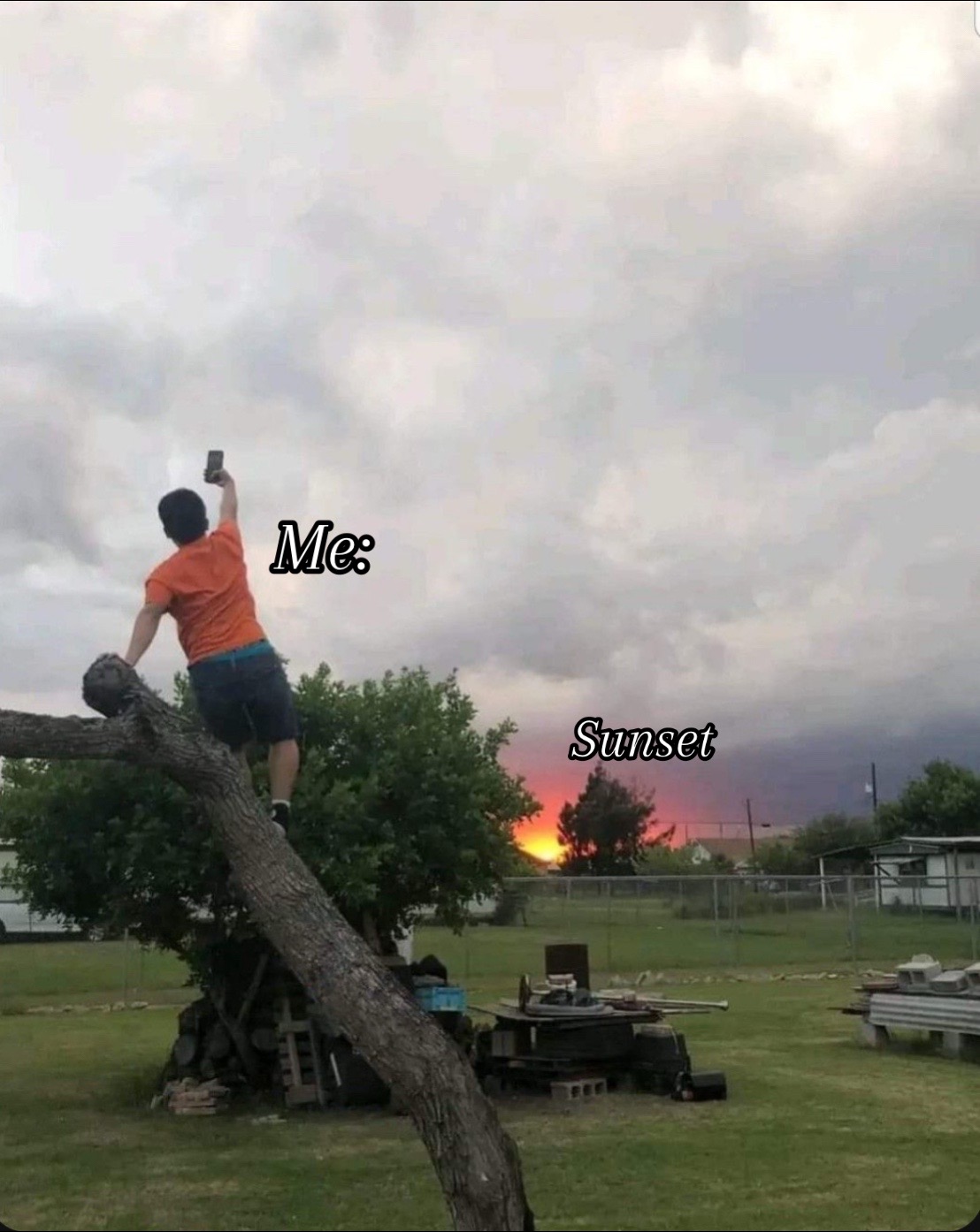 @𝜗𝜚