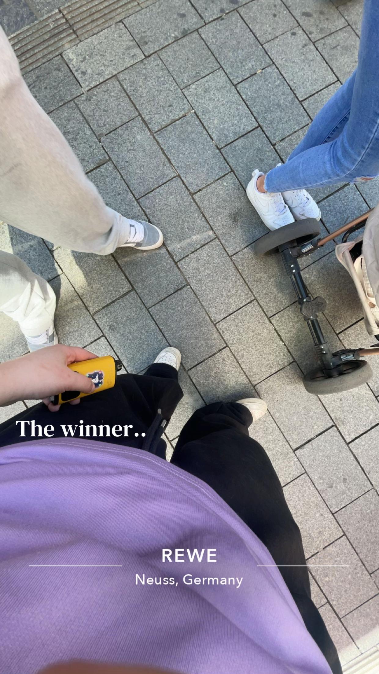 @𝐌𝐞𝐥𝐨𝐝𝐲 𝐋𝐞𝐚𝐧𝐧🌑