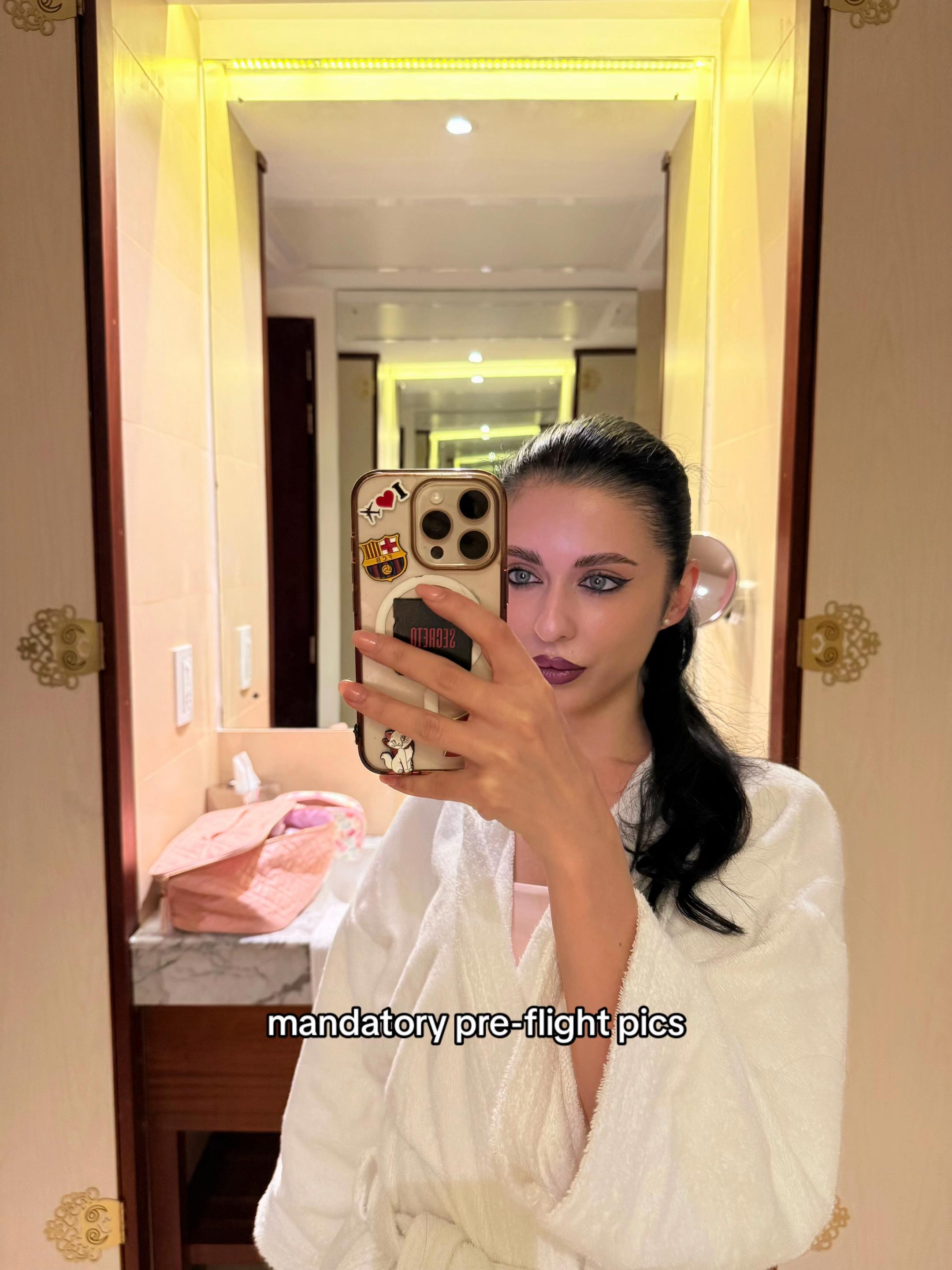 @Nicoleta