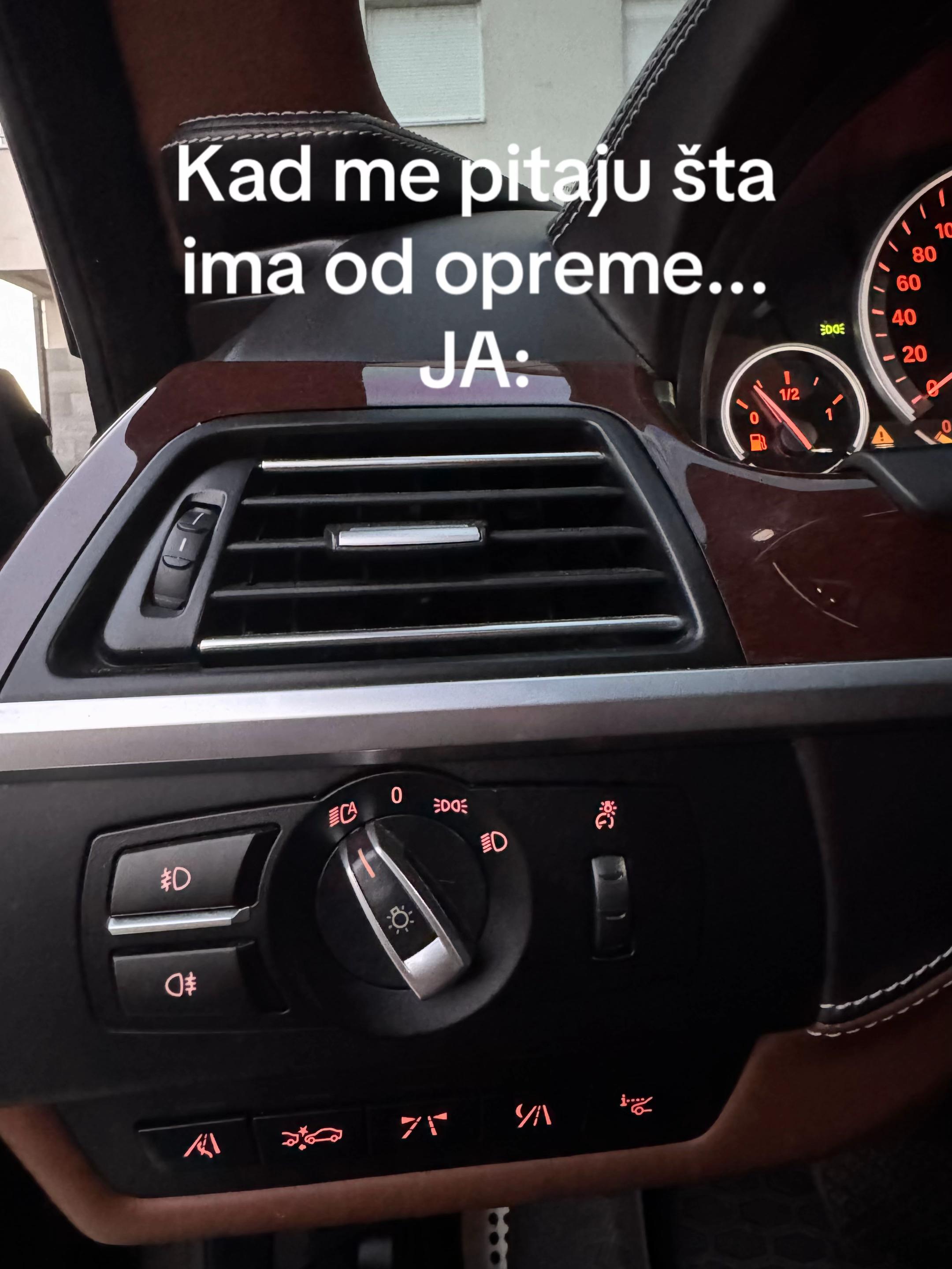 @STUPAR 😈