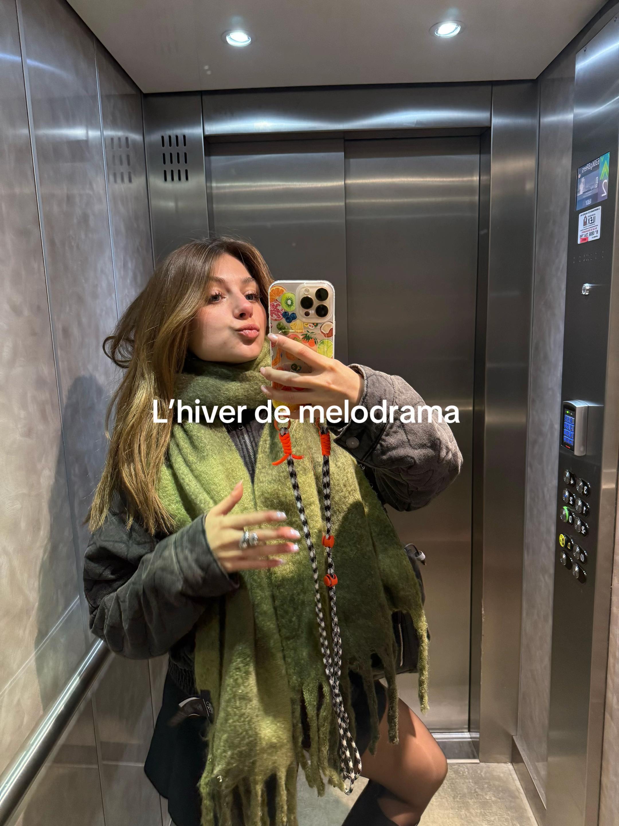 @_anaisdevos🍒