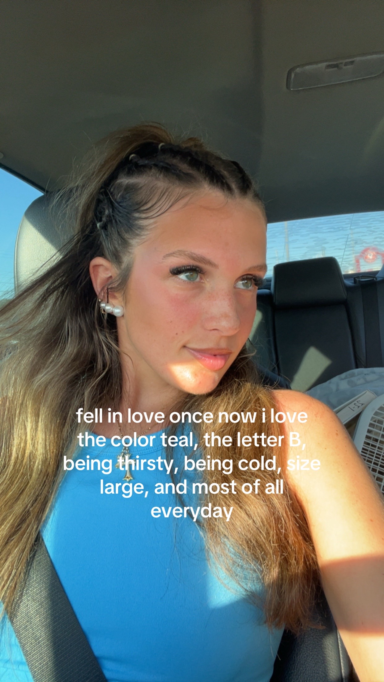 @𝘢 𝘴 𝘩 𝘭 𝘺 𝘯 𝘯