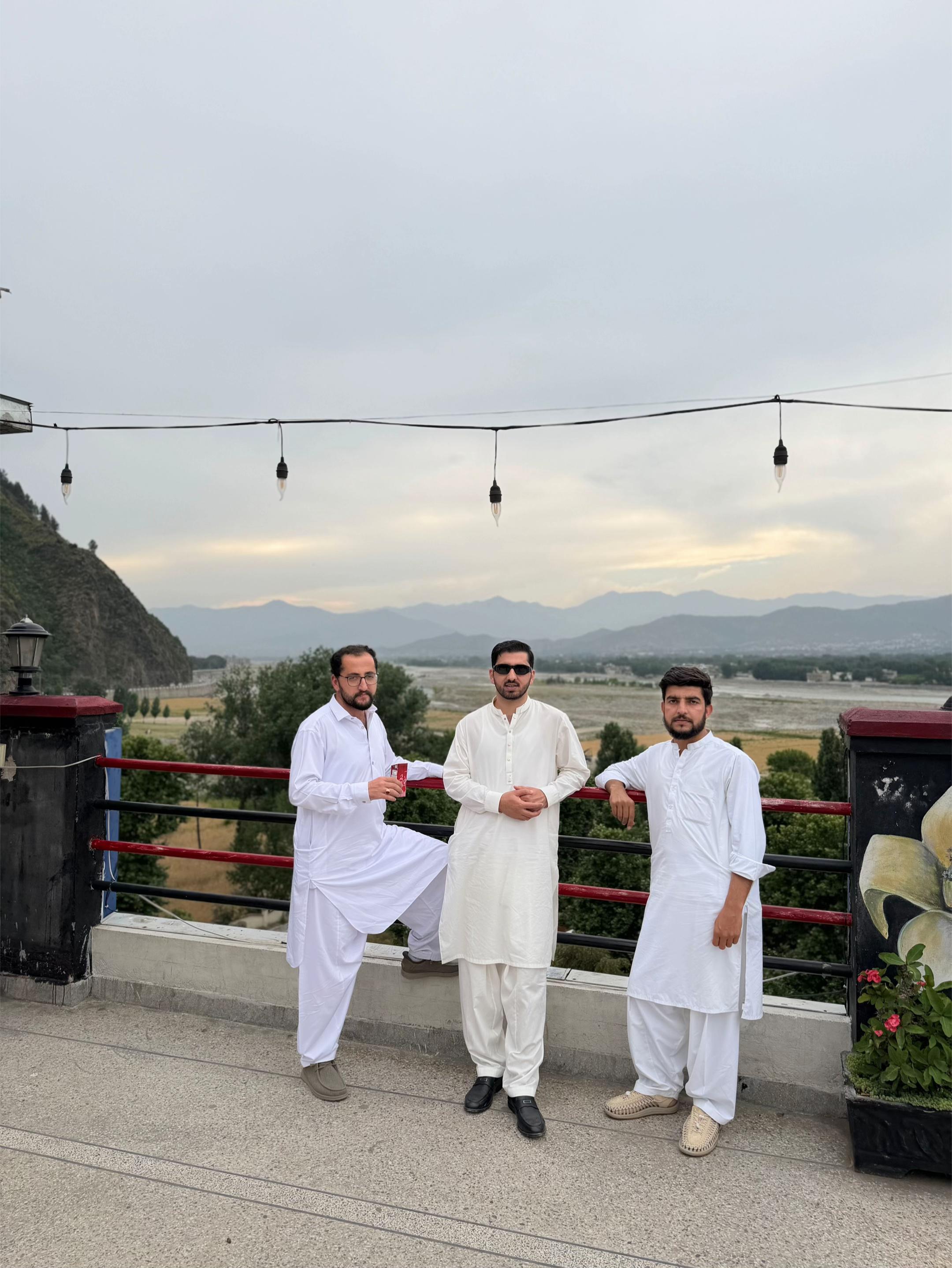 @Zaid Khan Lalay