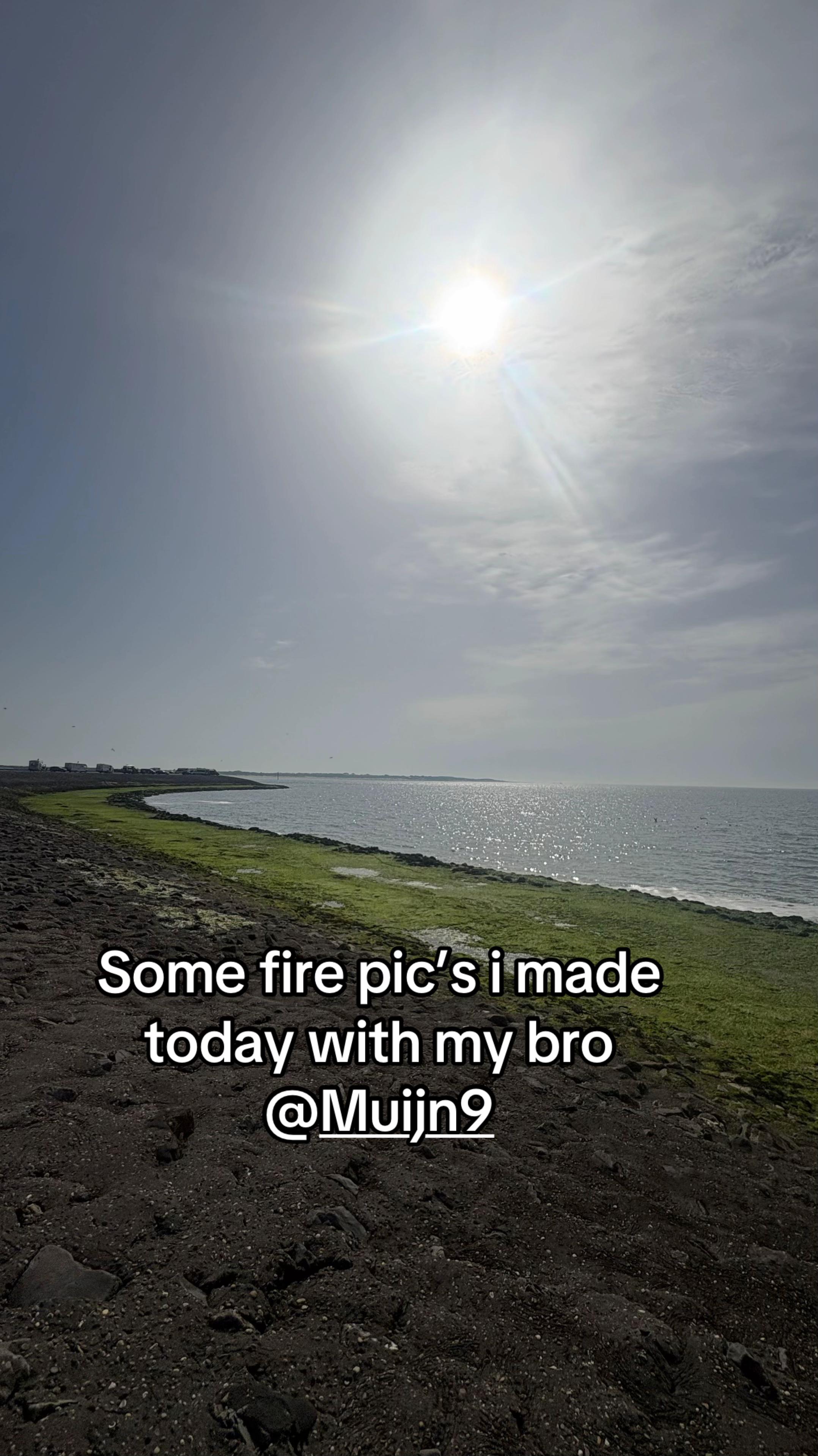 @r_hxnzz
