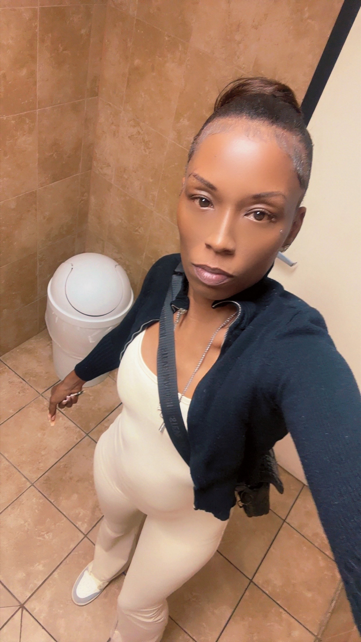 @Thatskinnygirltoya