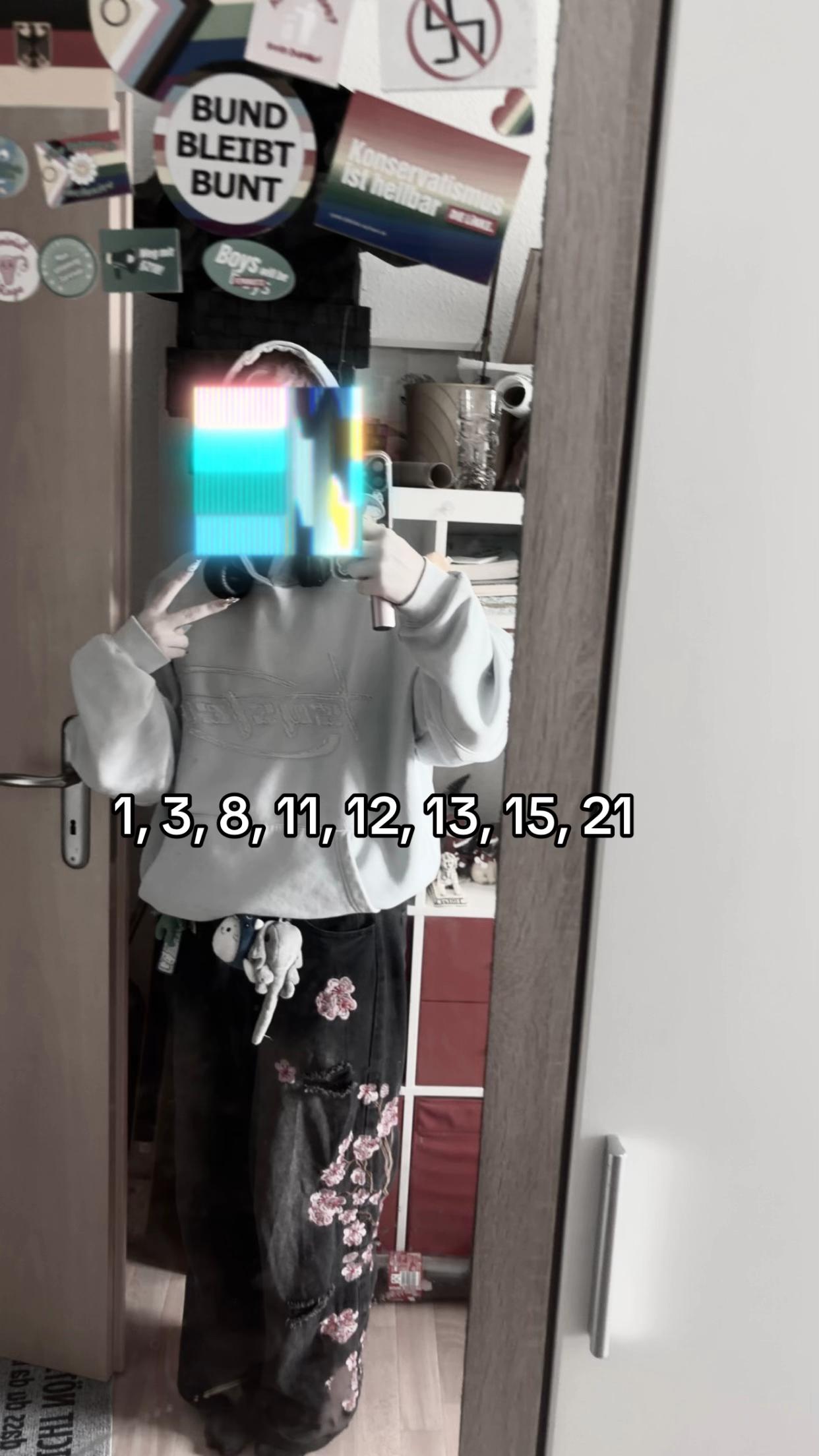 @๐๐๐ข๐๐