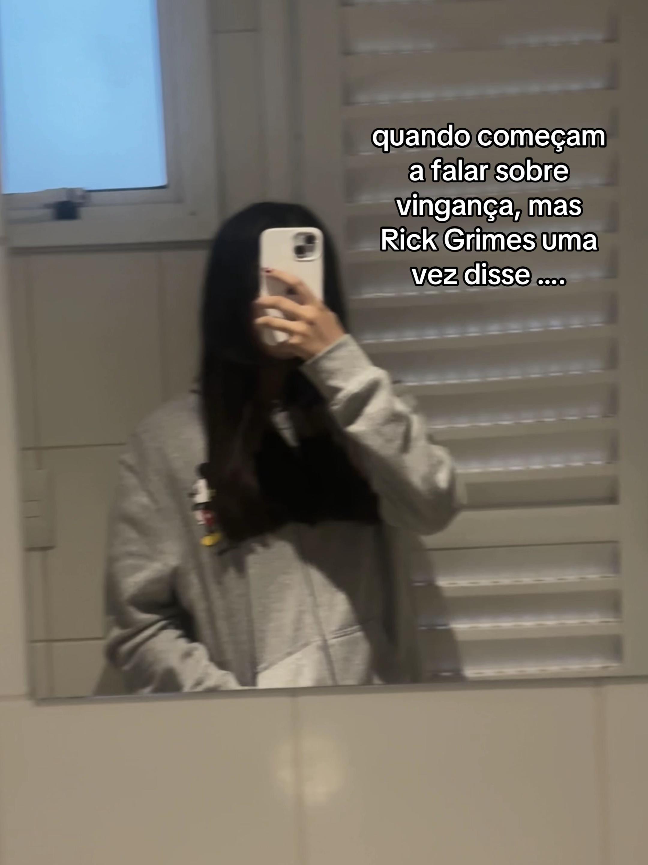 @Bruu ๐งโ๏ธโ๏ธ