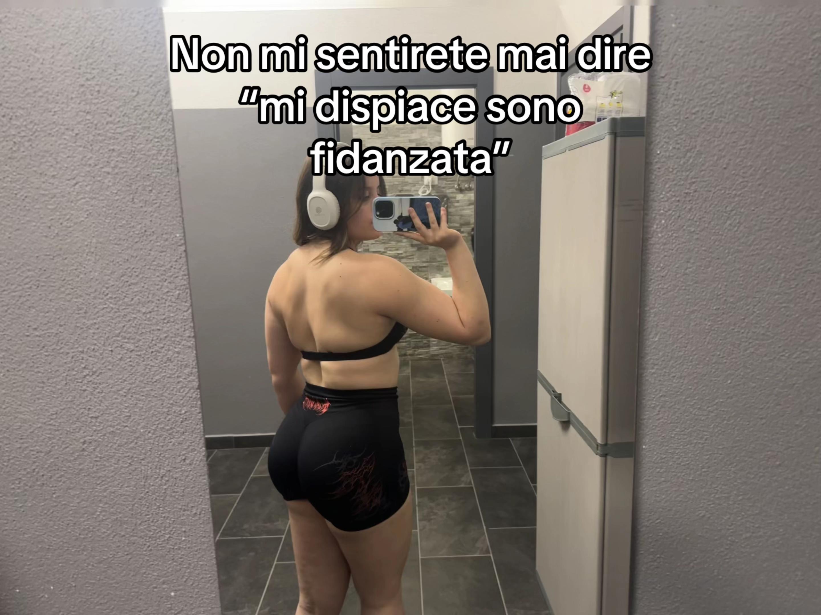 @Noemi🧛🏻&zwj;♀️
