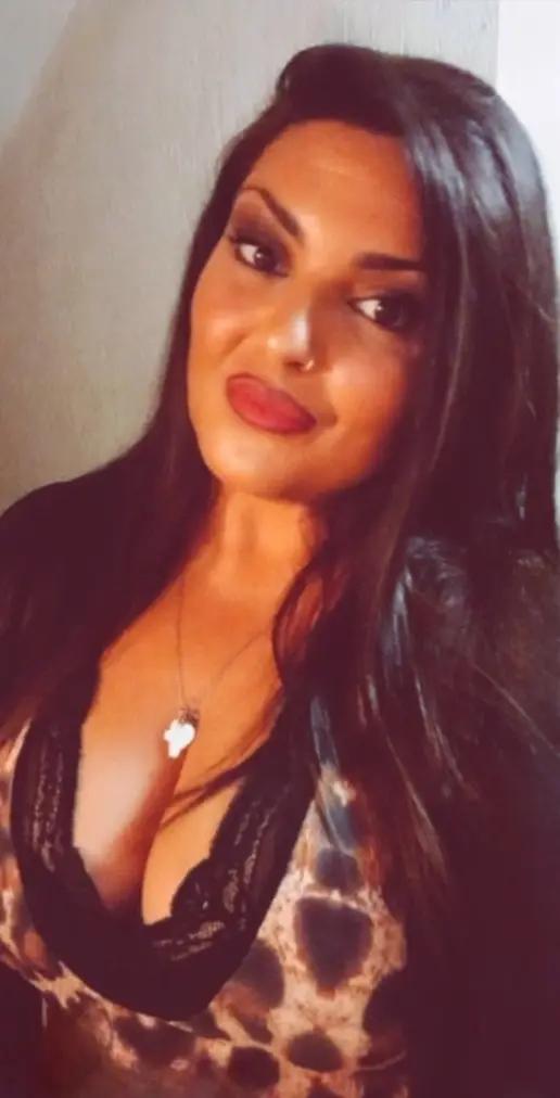 @NADIA⚘️🩷