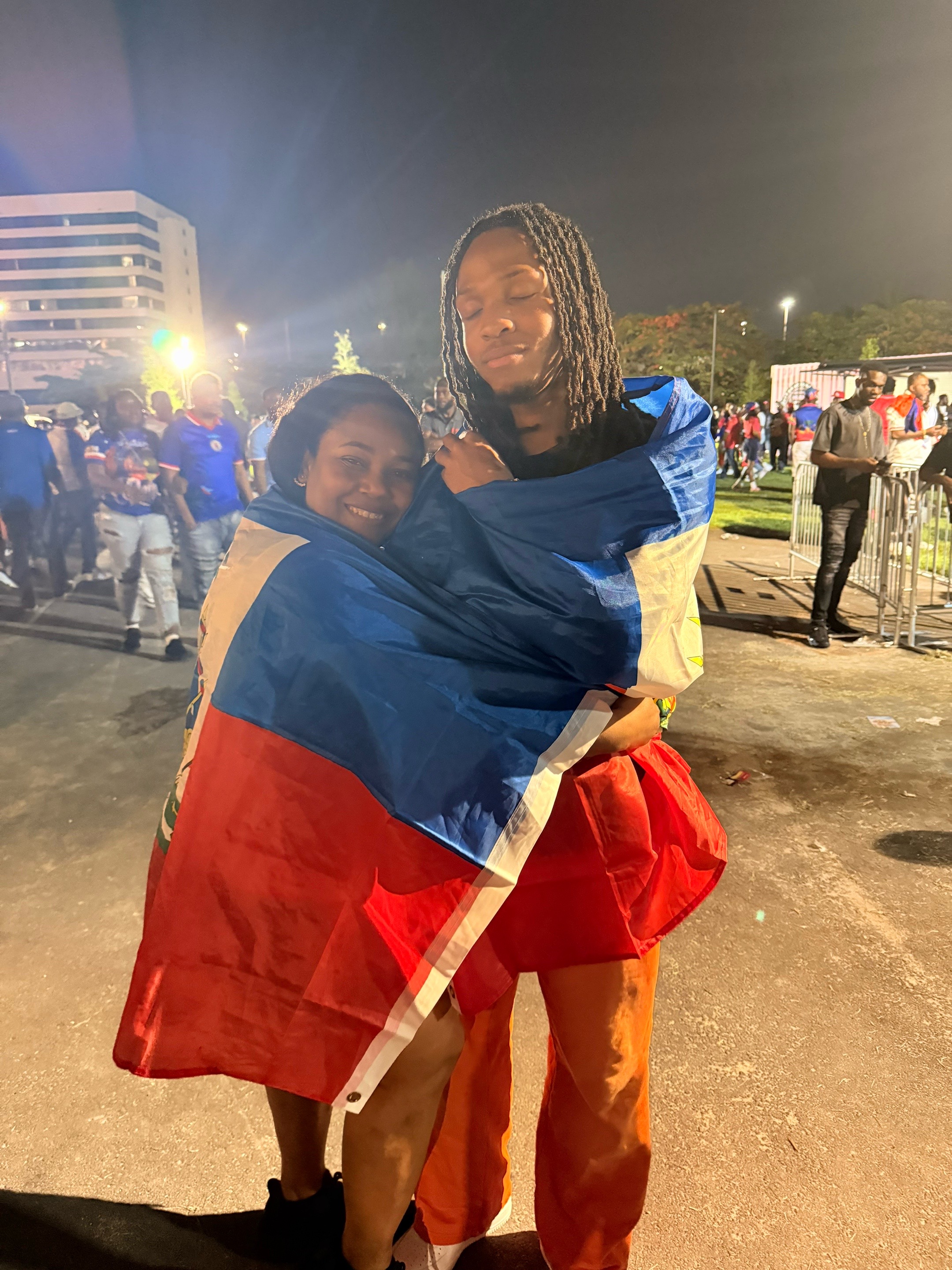 @Fabienne 🇭🇹