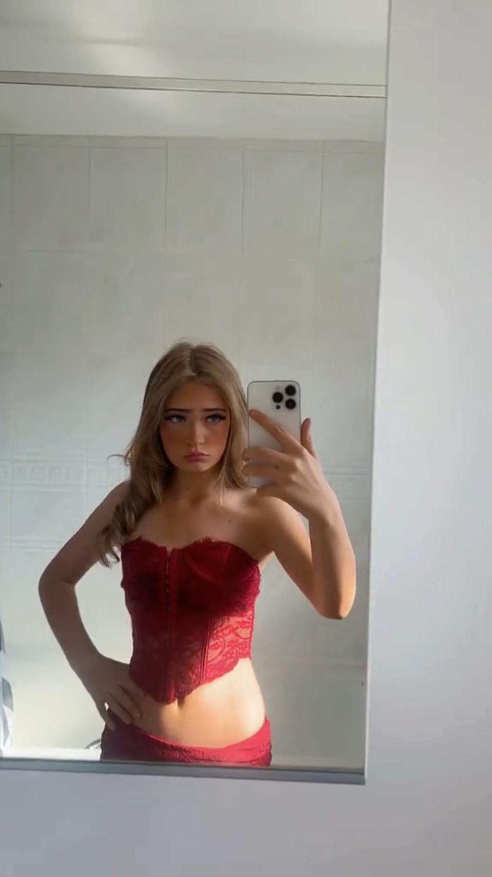 @lolamaude5