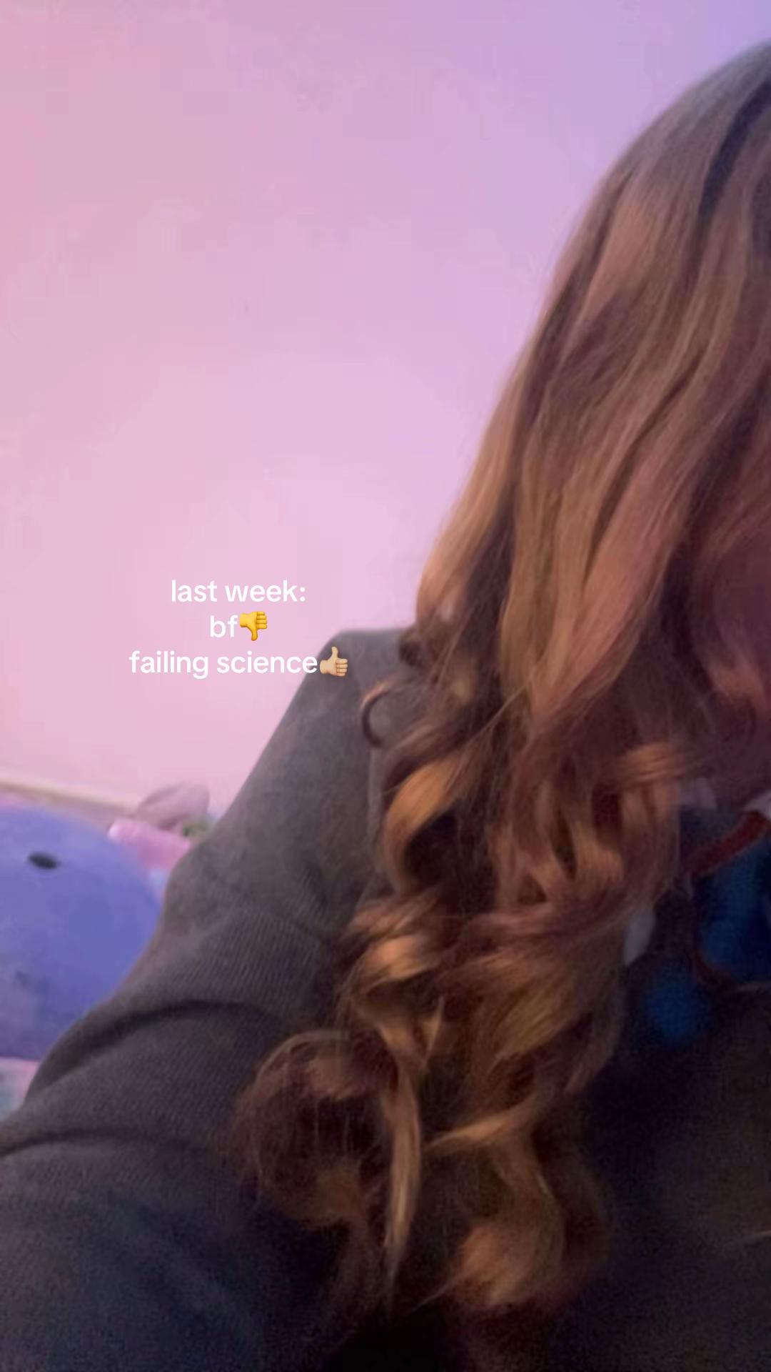 @𝓘🦢