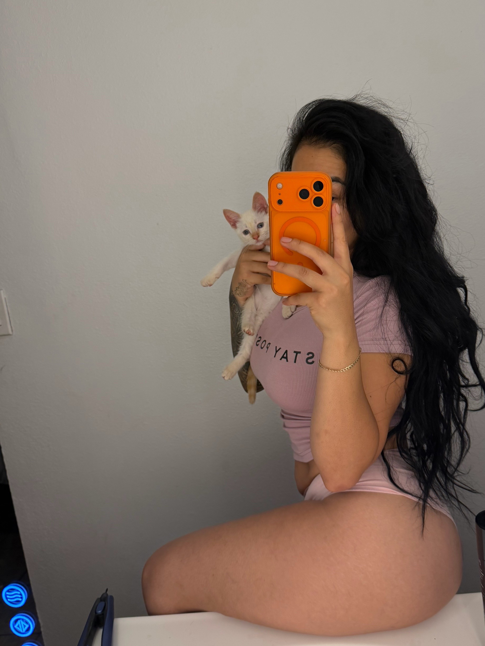 @_xoxoxlee