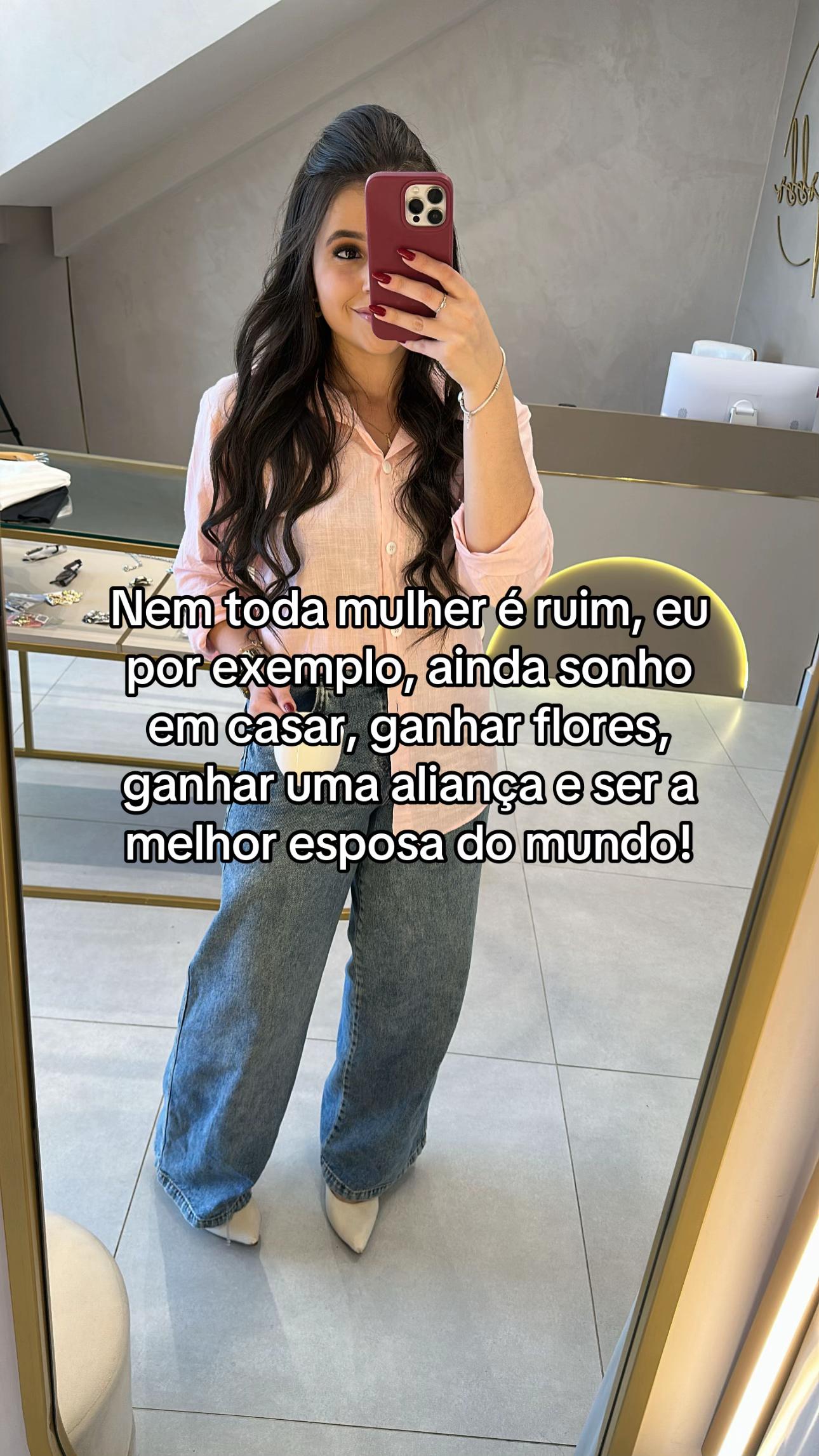 @Izabela Costa