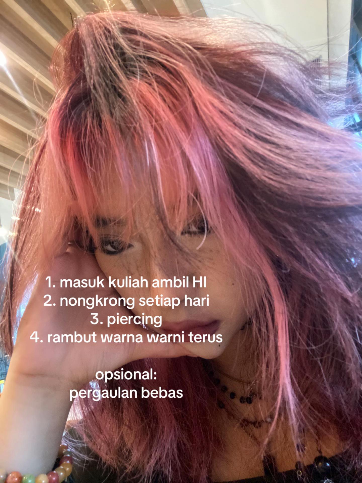 @hellgirl