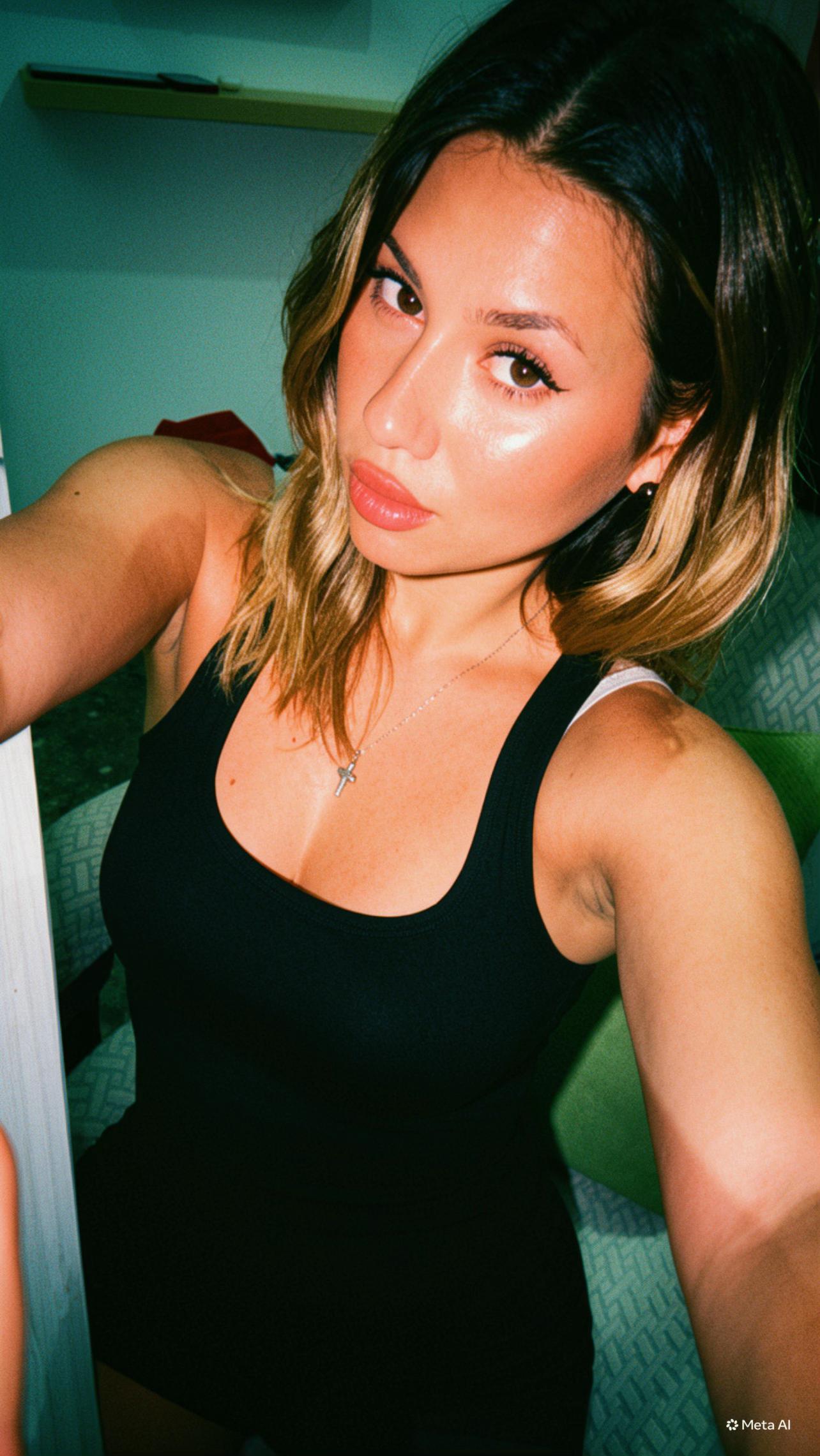 @👸🏼