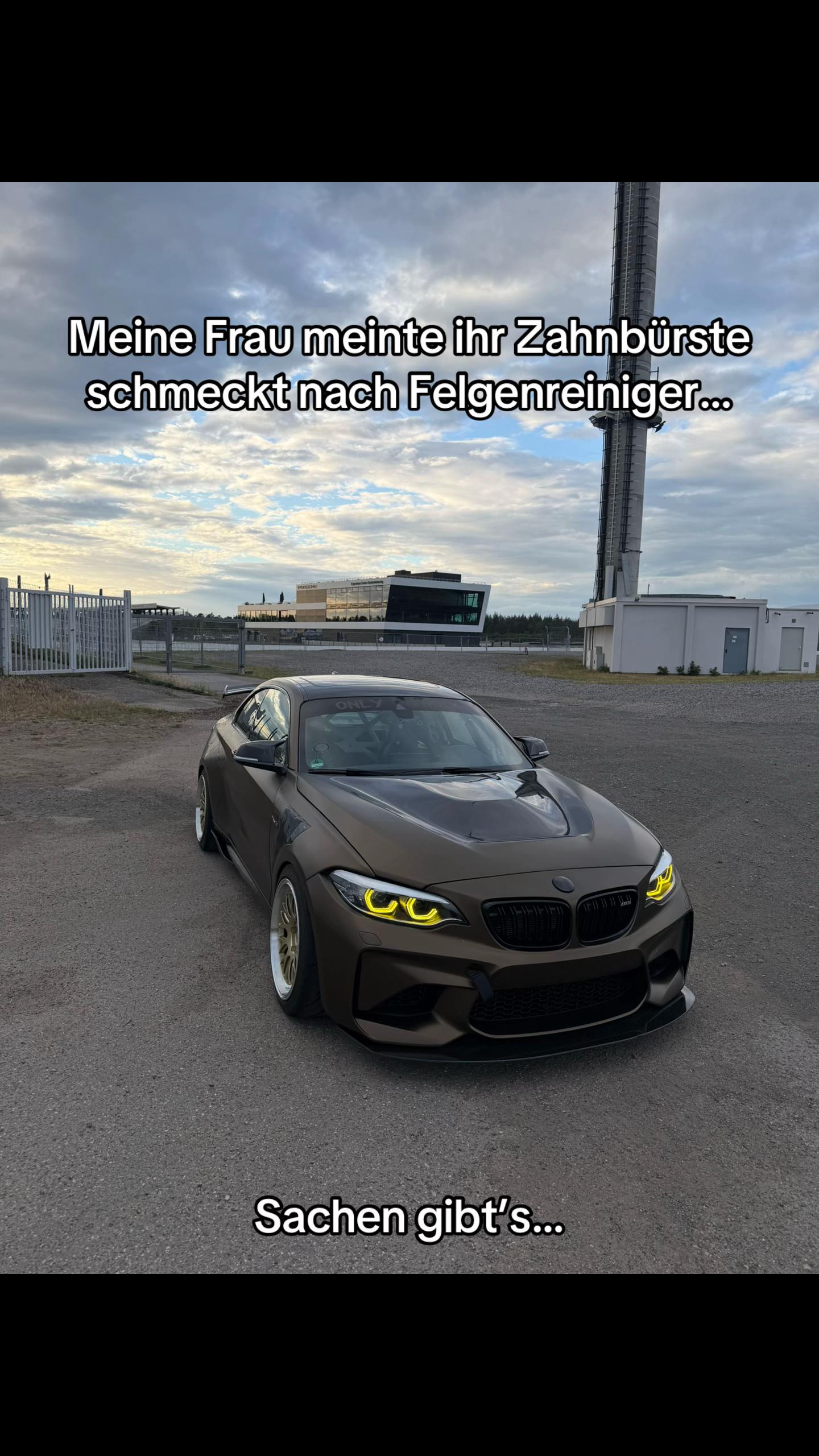 @M2_Dennis