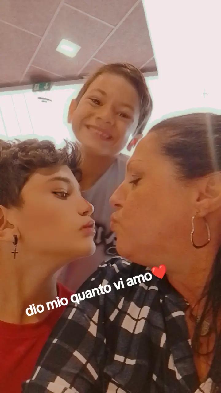 @angela🩷🖤