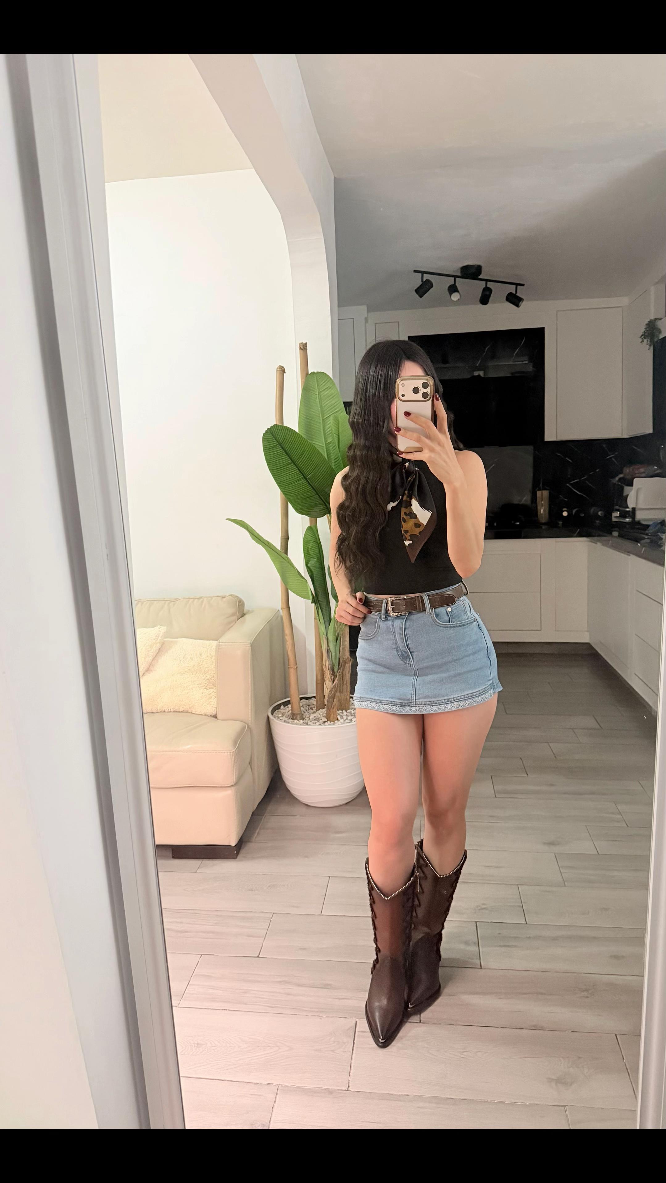 @M I C H 🌸 O L I V A S