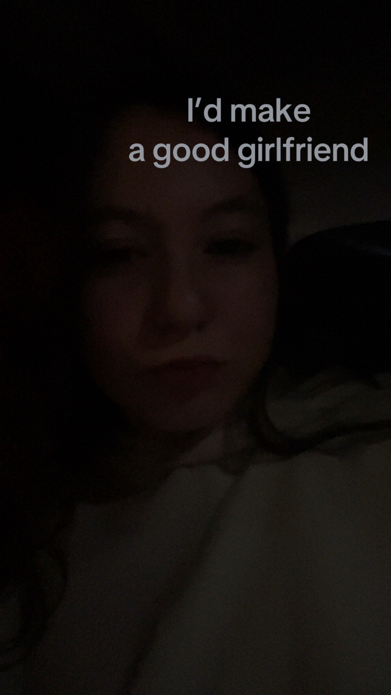 @daniela r